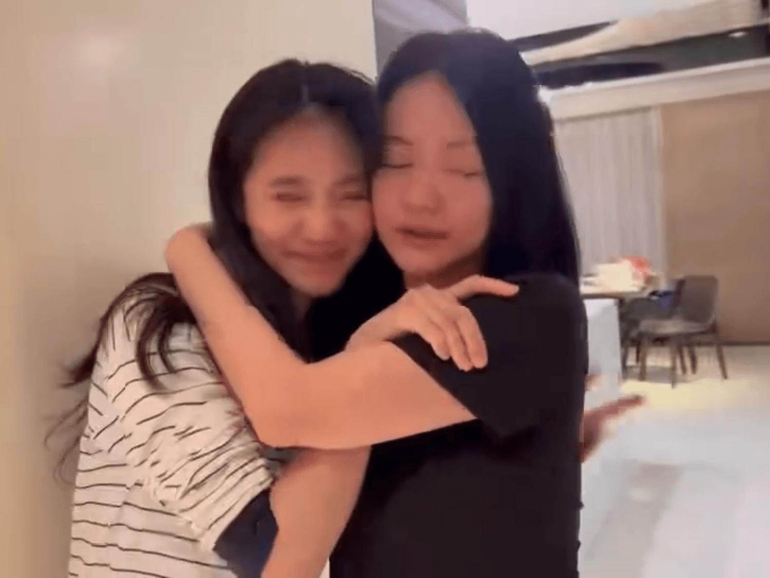 小S現身又發文，貼出幫二女兒慶生影片，但是低調不願回應。（翻攝小S臉書）
