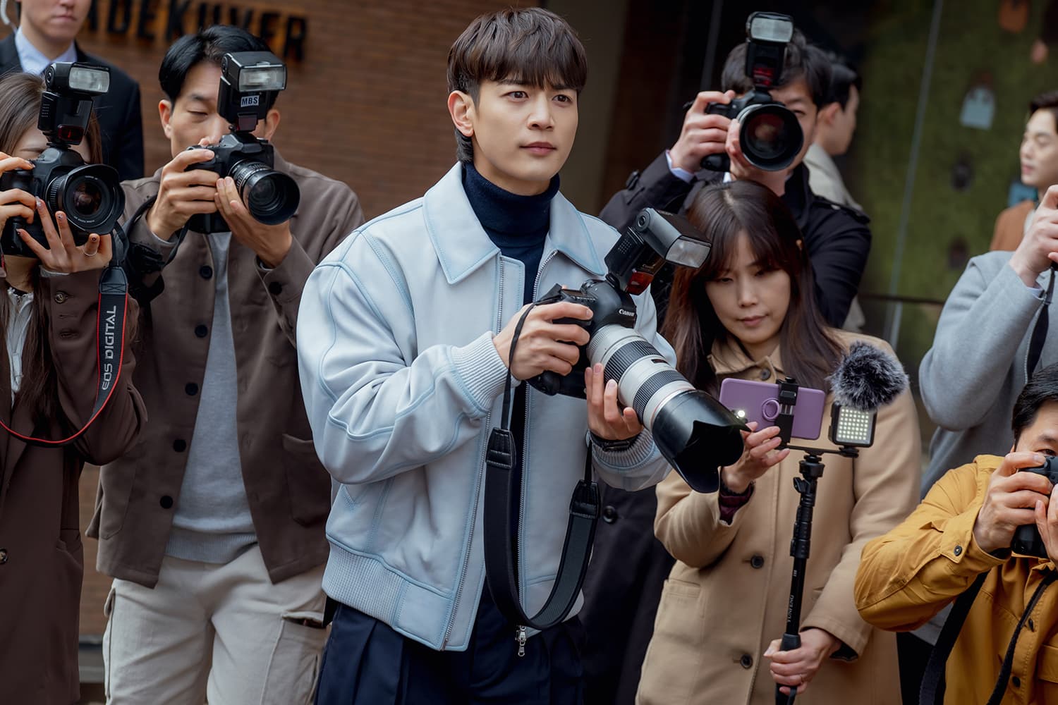 SHINee崔珉豪與女演員崔秀彬主演的《閃耀國度》即將在本月和大家見面。(Netflix提供)