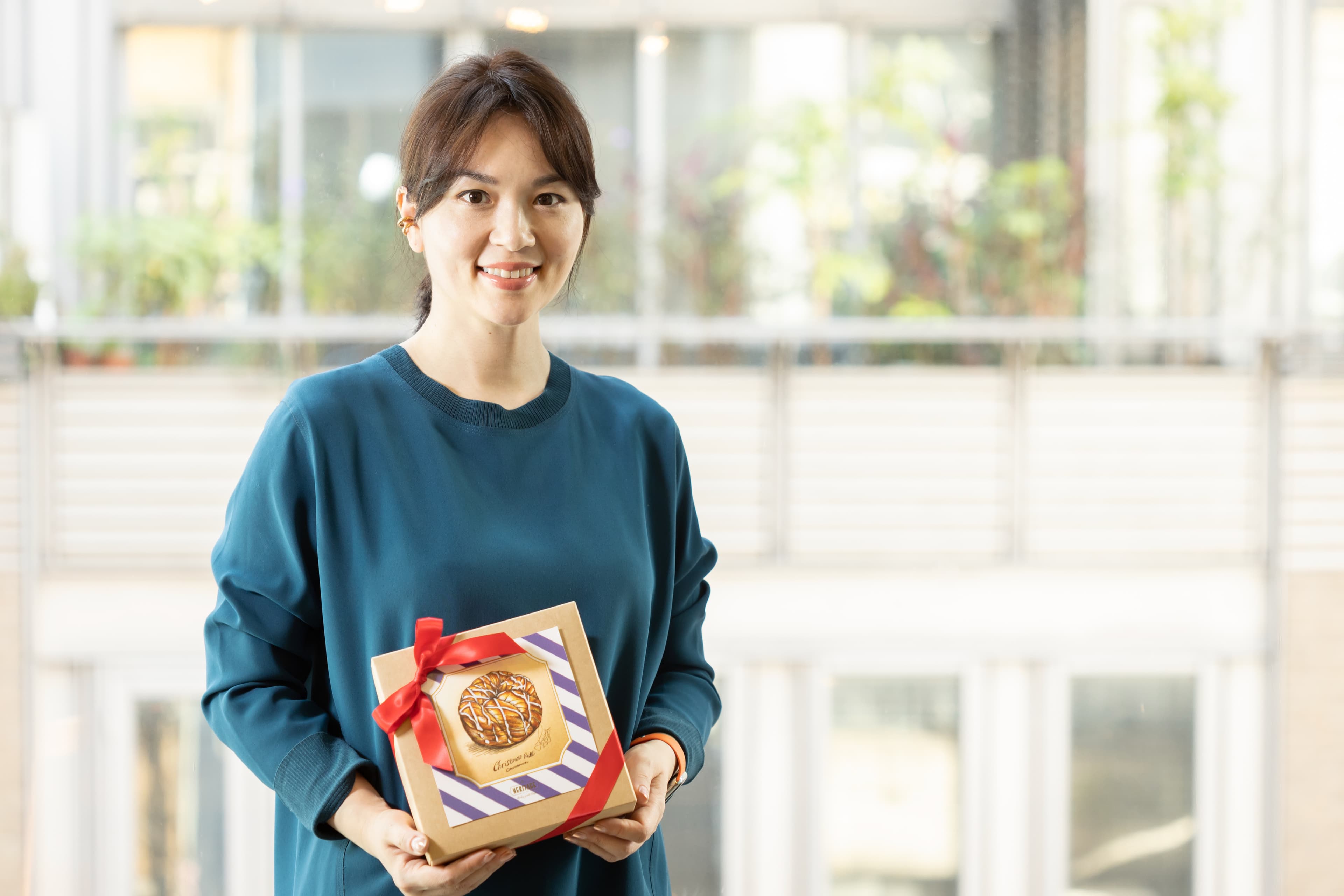 老闆宋友齡對烘焙原料與食材非常講究，以當季台灣水果結合美式甜點，風格細膩。