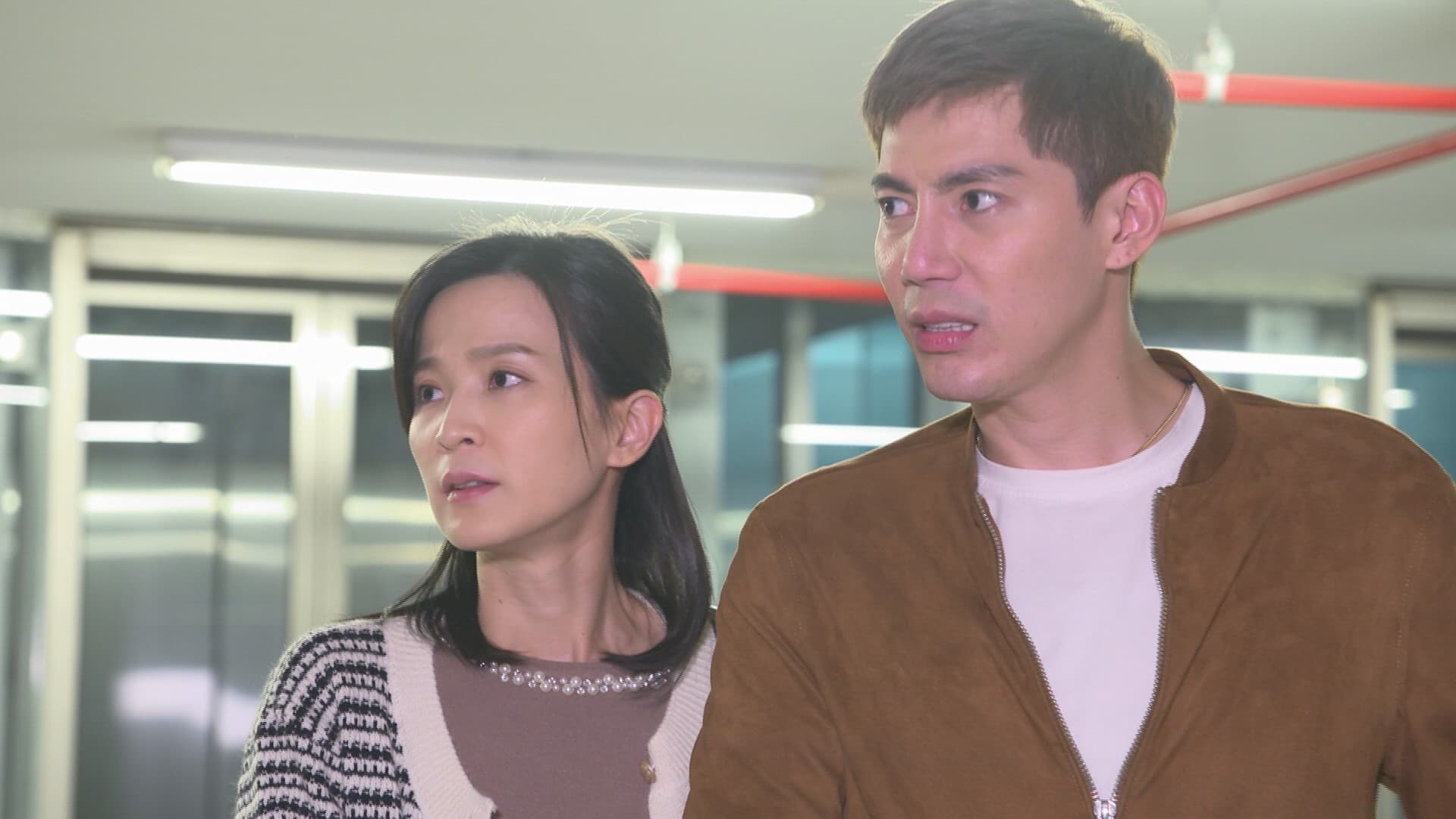 藝人楚宣(左)表示《市井豪門》角色波折不斷,跟兒子王凱(右)有許多挑戰。(民視提供)