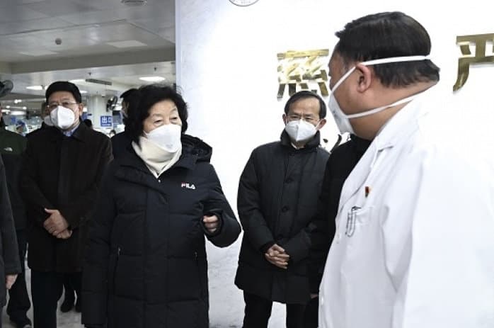 春蘭13日到北京調研指導疫情防控工作時,要求落實優化防疫各條措施。(翻攝自微博@觀察者網)