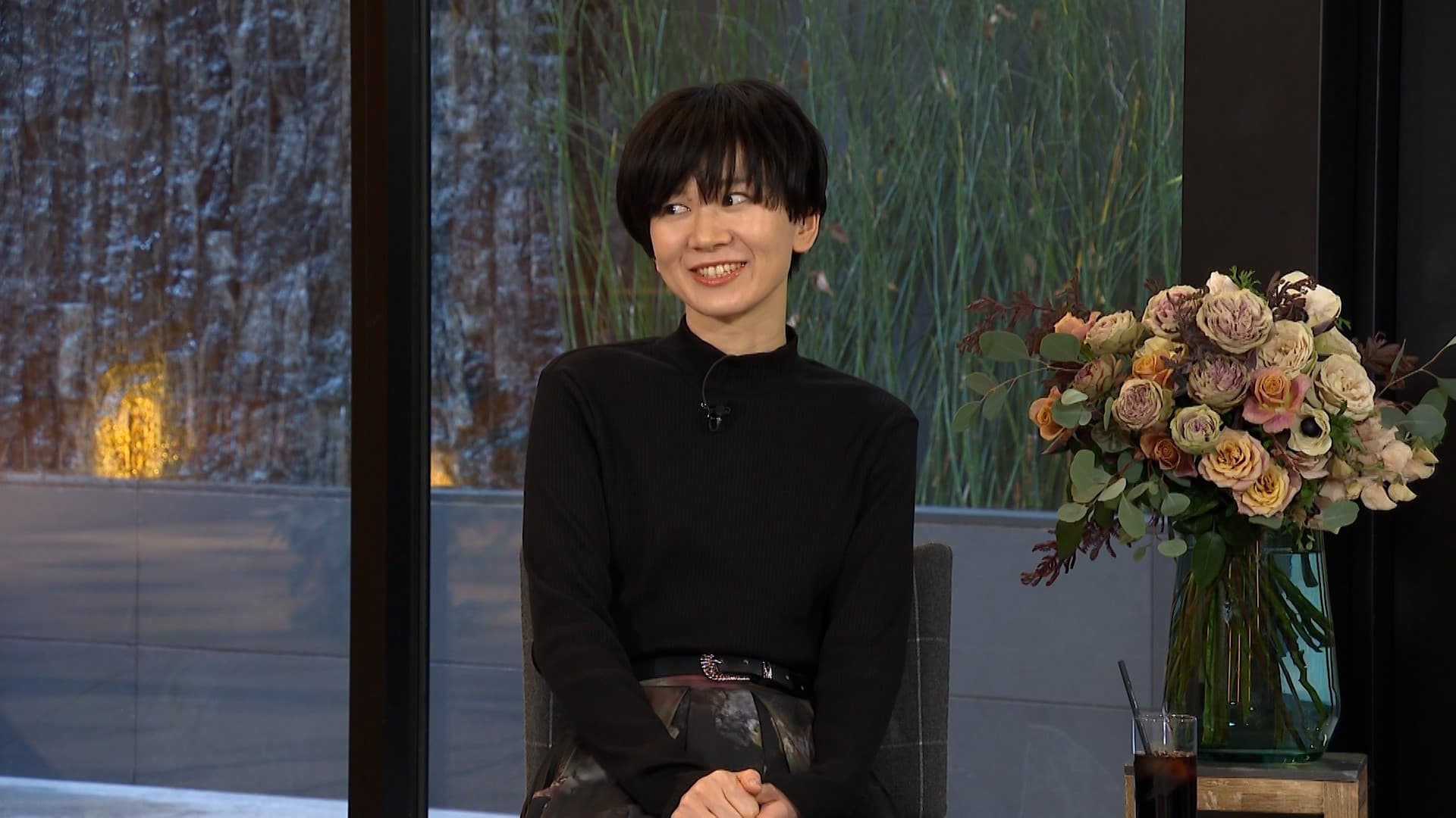 編劇生方美久年僅29歲，去年拿下富士電視台的新生代編劇比賽大獎後受到矚目，編寫原創故事《silent》。（翻攝自富士電視台Twitter）