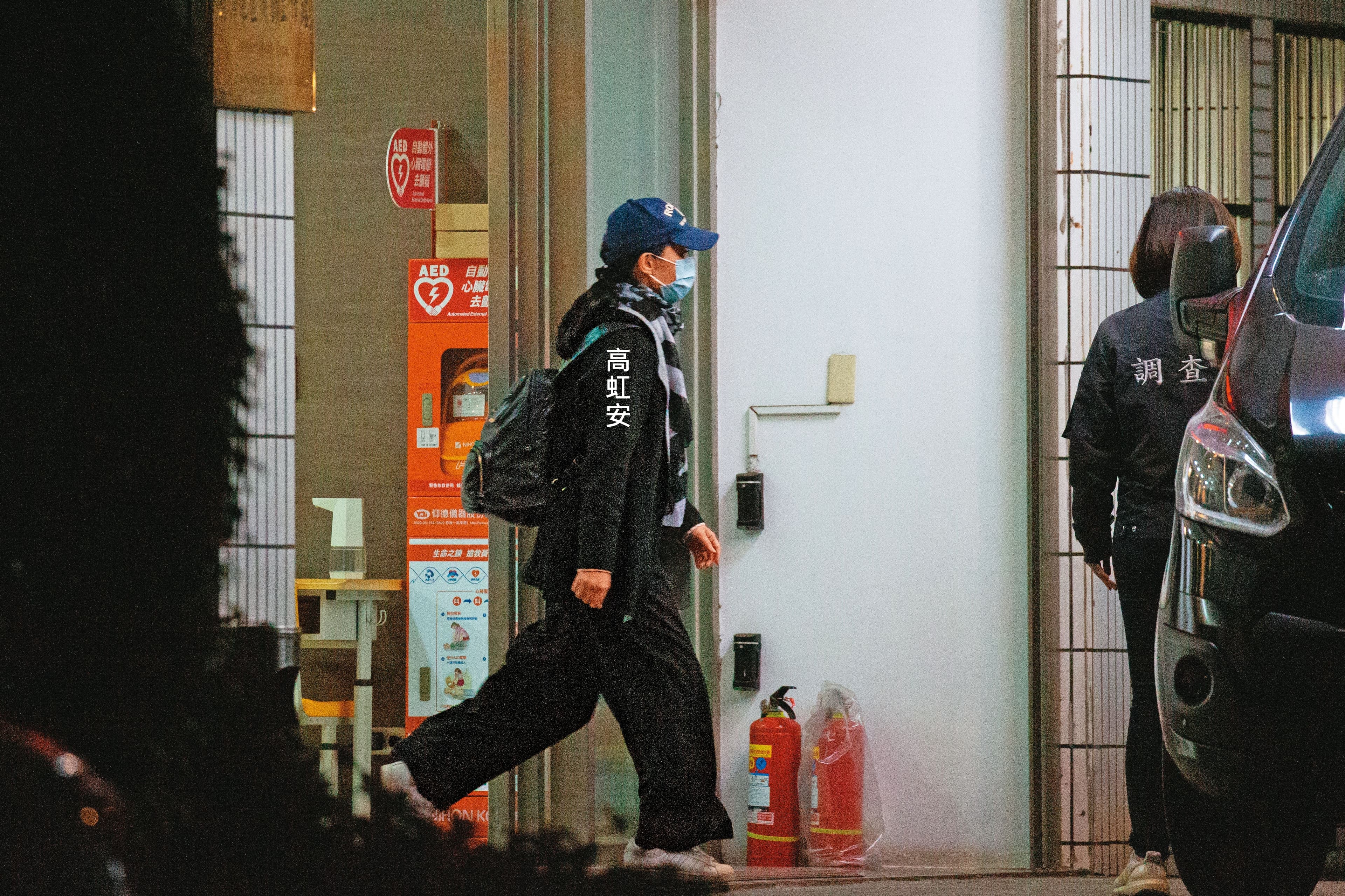 高虹安在接受調查局訊問時氣定神閒,還稱讚素食便當很好吃。