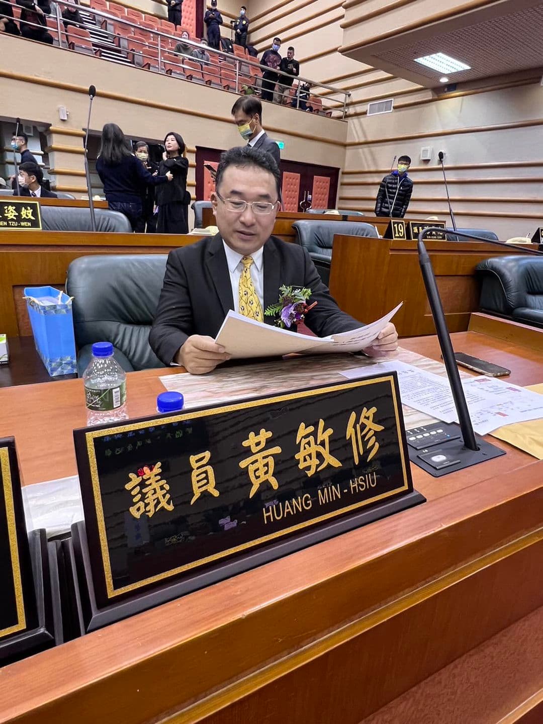 嘉義市議員黃敏修,今宣布退出民進黨,並批民進黨無法傾聽民意。(翻攝自黃敏修臉書)