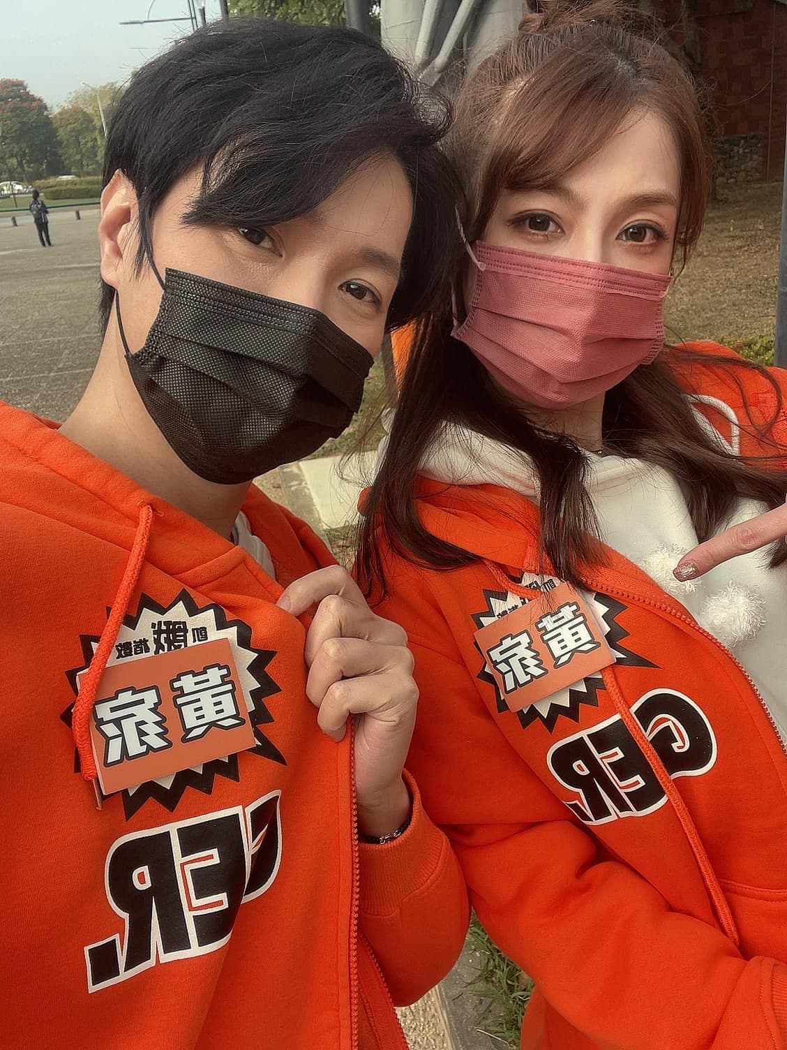黃少谷夫妻雙雙寫文感謝教會。(翻攝臉書)