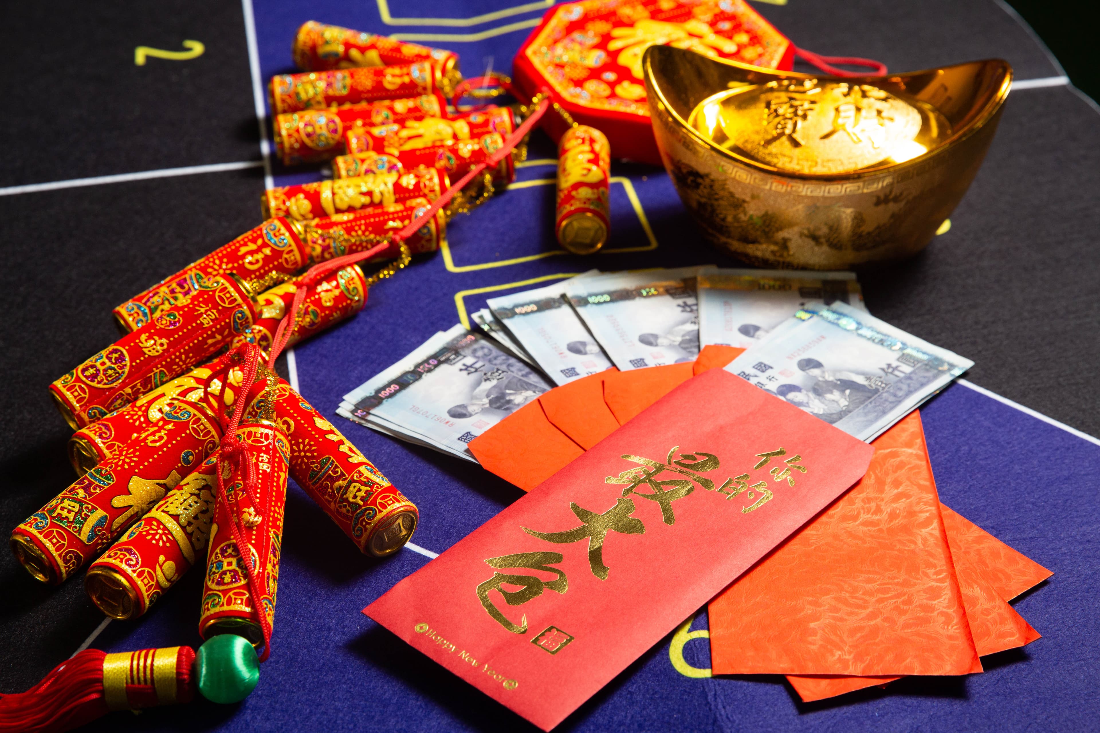 牌桌上別向人借錢,否則可能壞了自己或別人的運勢。