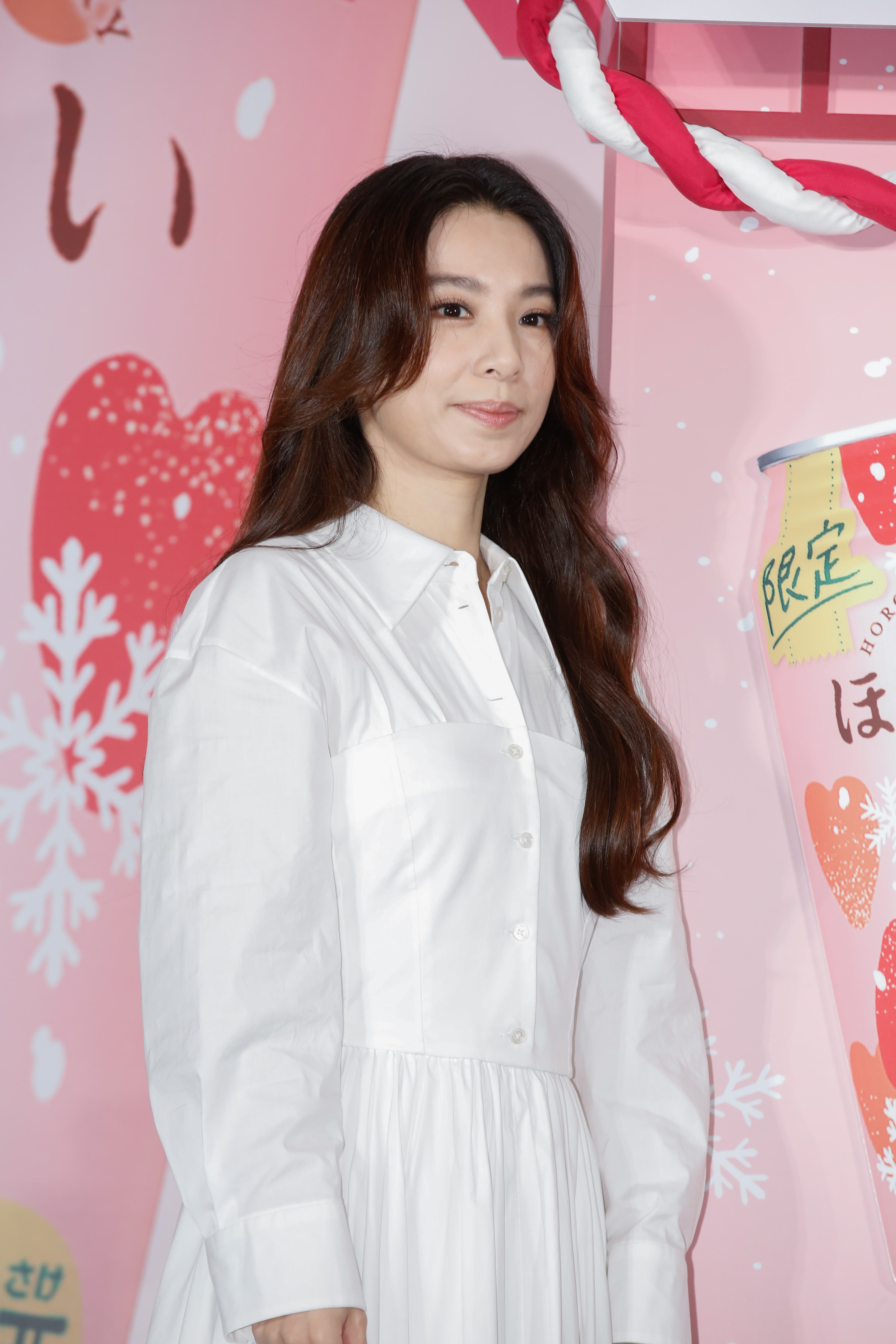田馥甄自曝在家滑倒受傷。