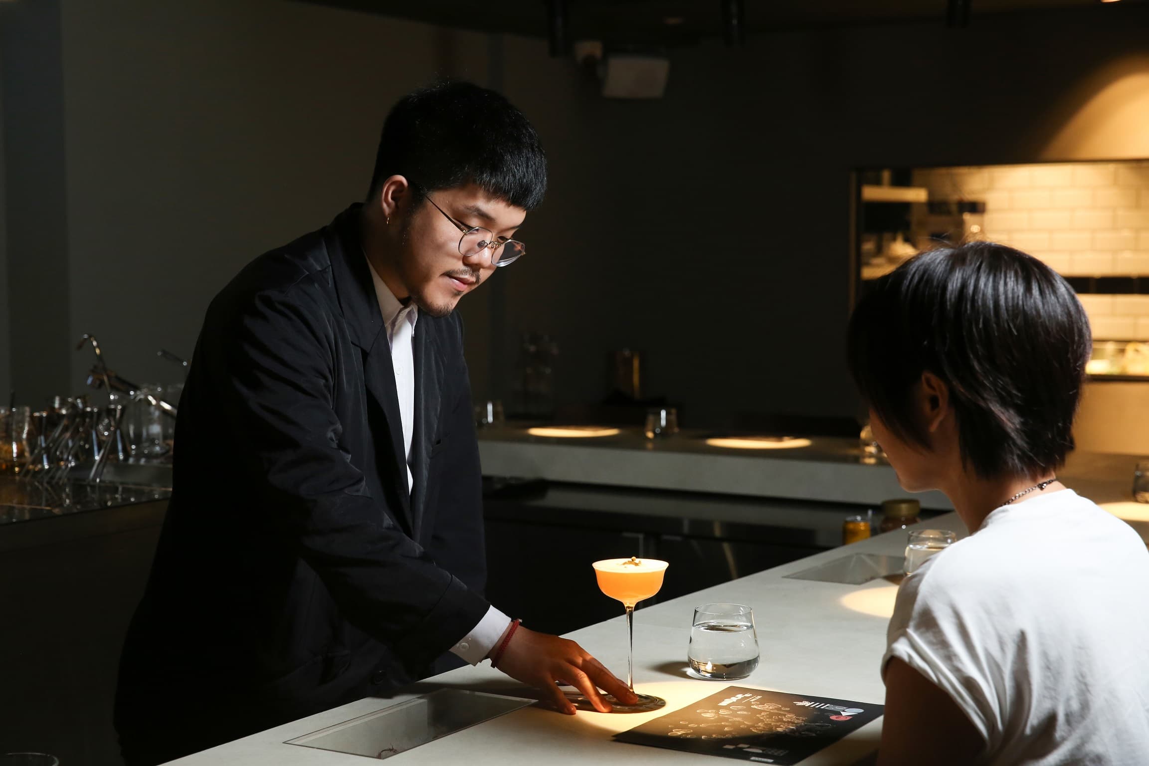 unDer Lab平日酒單的茶酒由客人自選風味與作法。