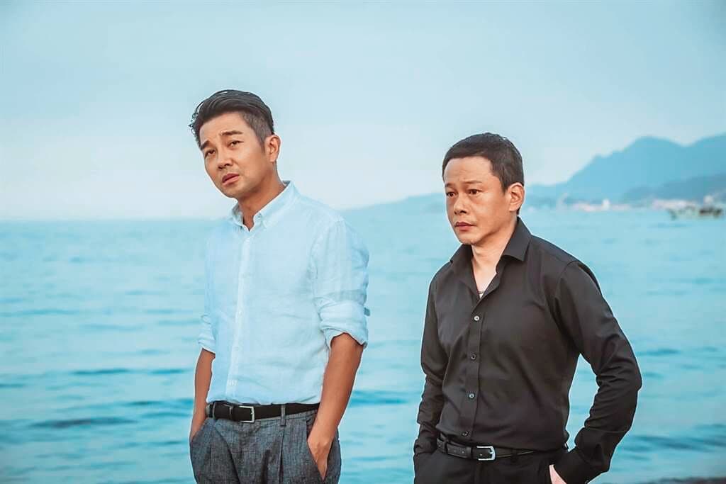新片《山中森林》謝承均(左)飾演李康生(右)的二把手,角色感覺夢回《鬥魚》的「豹哥」。(禾力文創提供)