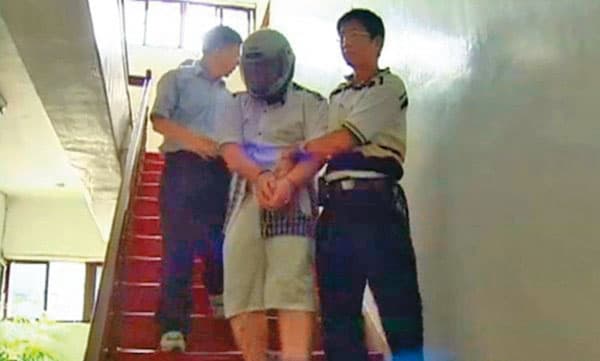 張姓主謀(中)最後與死者家屬和解,獲判無期徒刑定讞。(東森新聞提供)