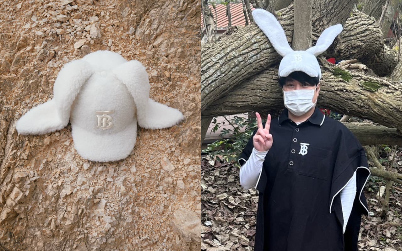 兔耳毛絨棒球帽(NT$22,900)完售,小編搶購到一頂。(Burberry提供)