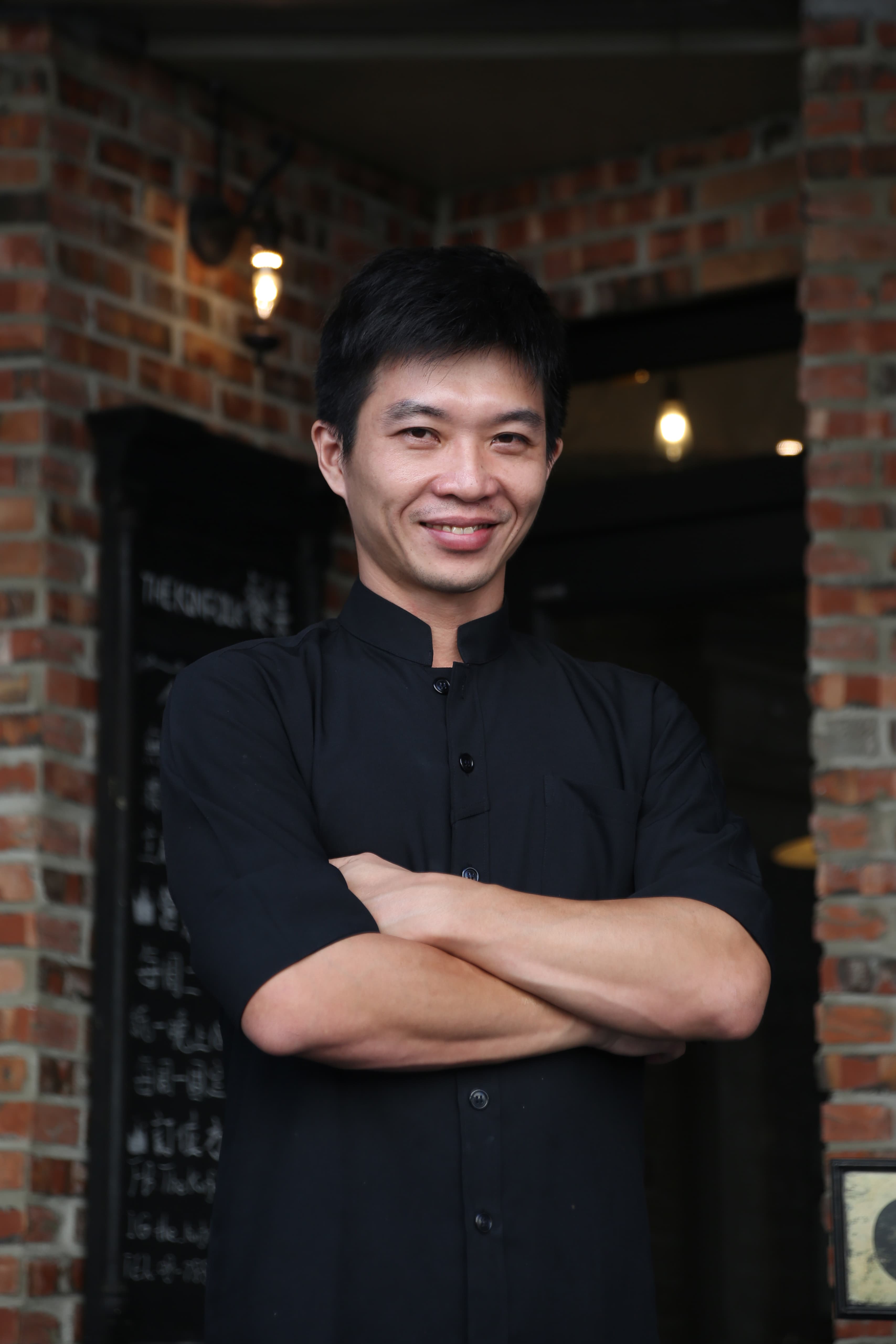 主廚黃鼎博是潮州人,返鄉後大膽嘗試無菜單的私廚餐廳。