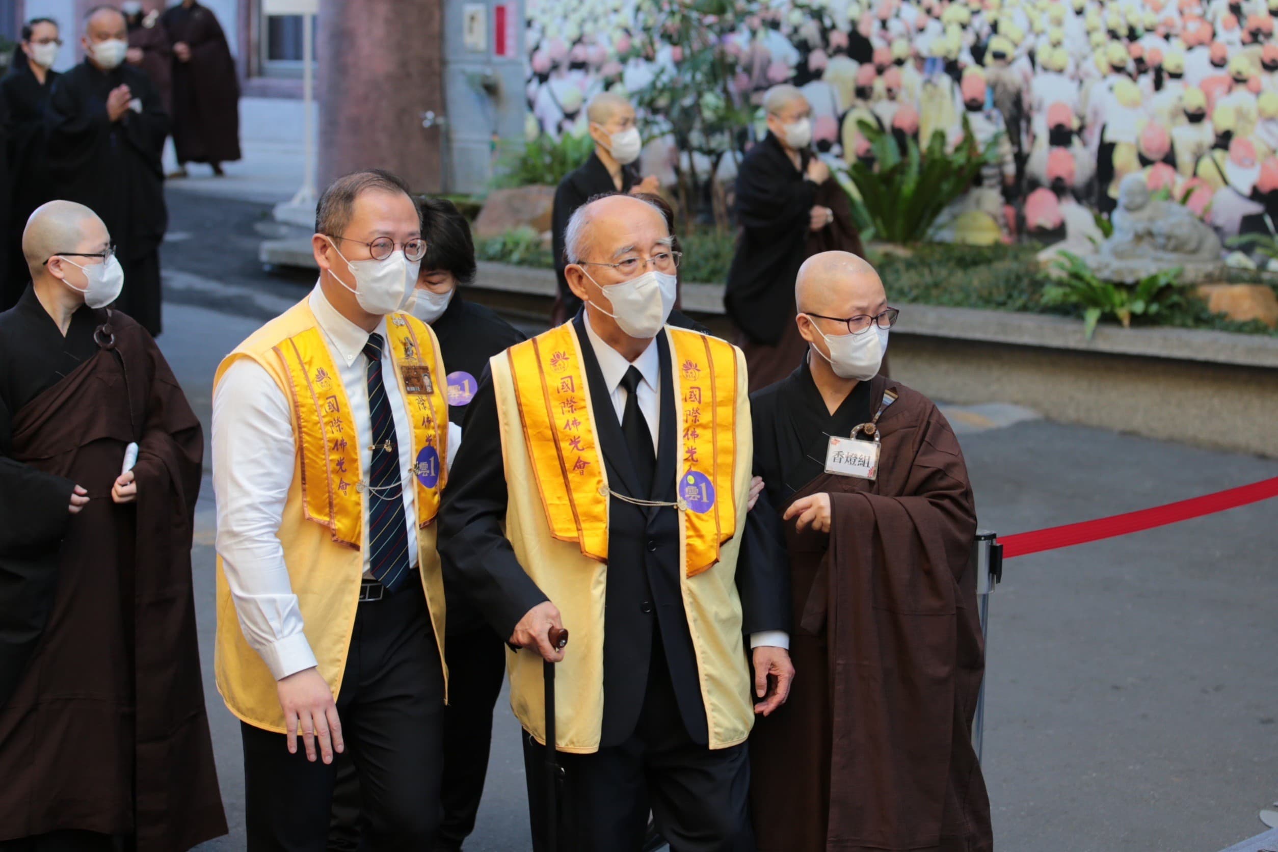 與星雲大師擁有濃厚情誼的國民黨榮譽黨主席、國際佛光會榮譽總會長吳伯雄親赴致意。
