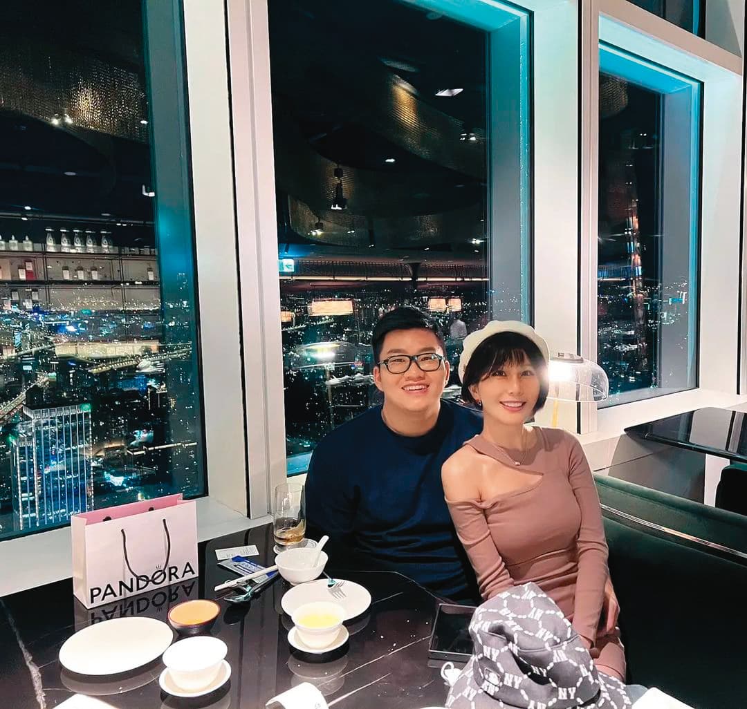 Joeman公開與「Niya妮婭」交往,讓網友們一片恍然大悟。(JoemanIG)