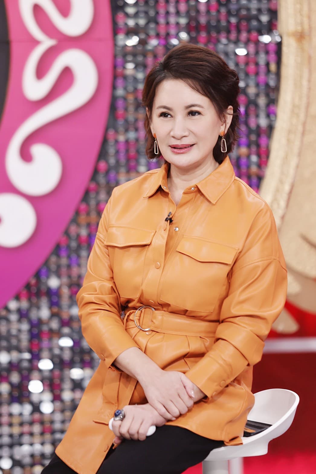 陳亞蘭透露自身體警訊曝光後,每天上千訊息都在提醒她不要過勞。(欣湉國際提供)