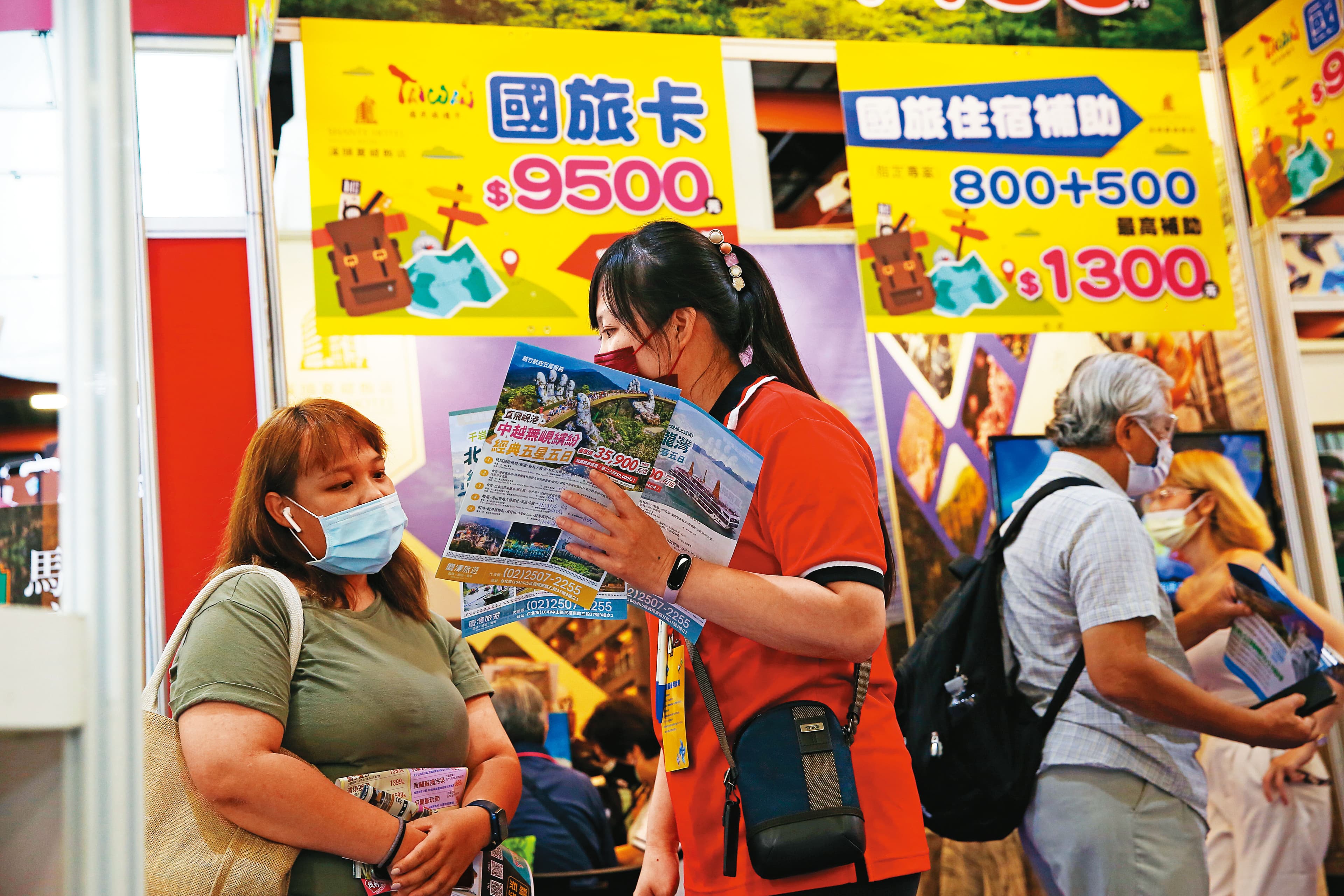 觀光局統計,國內旅遊住宿訂房率超過8成,顯示國內旅遊的春燕回來了。