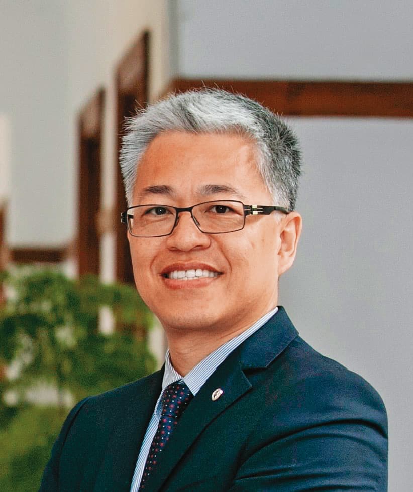 承辦新竹球場的市前工務處長吳堂安現升任內政部次長,面臨遭追究相關責任。(內政部提供)