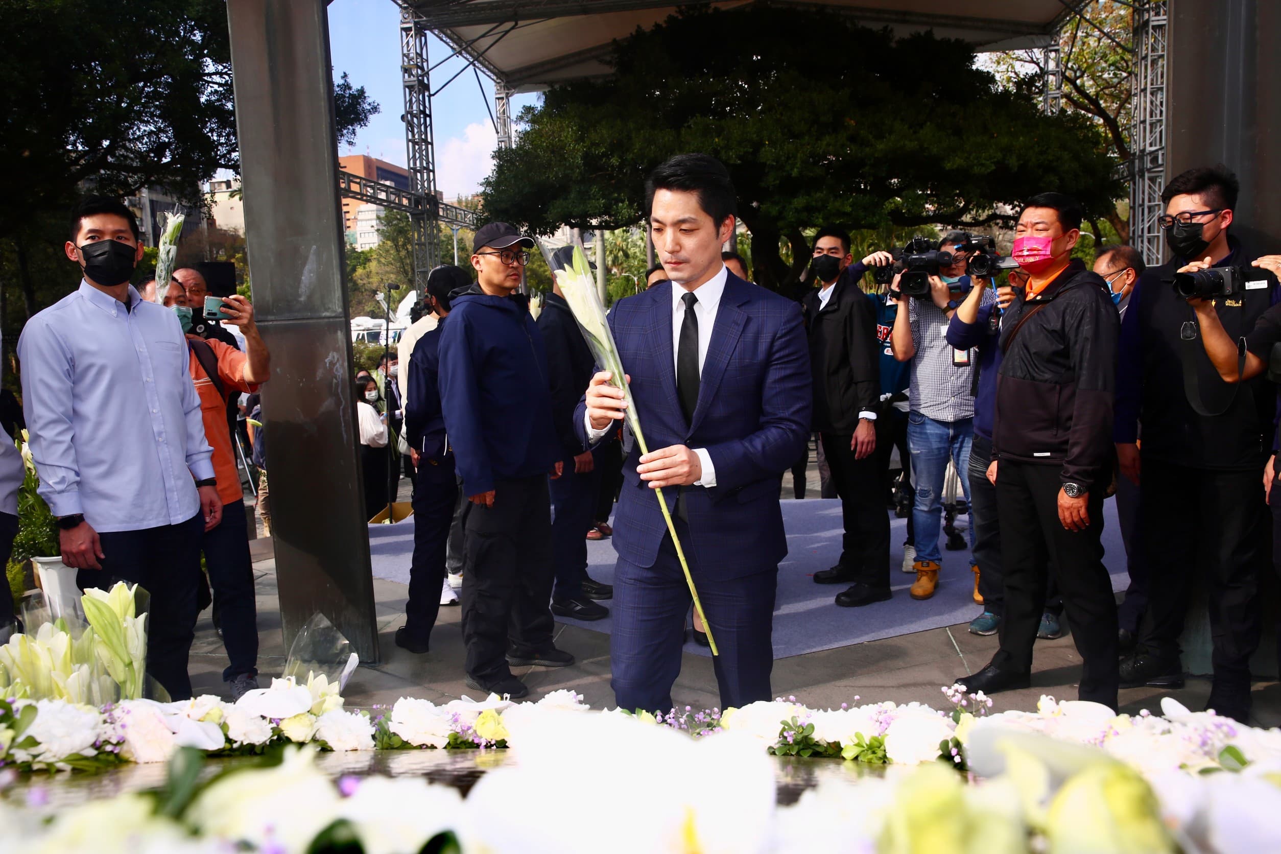 台北市長蔣萬安昨（28日）以市長身分，對76年前大稻埕天馬茶房緝菸事件道歉。
