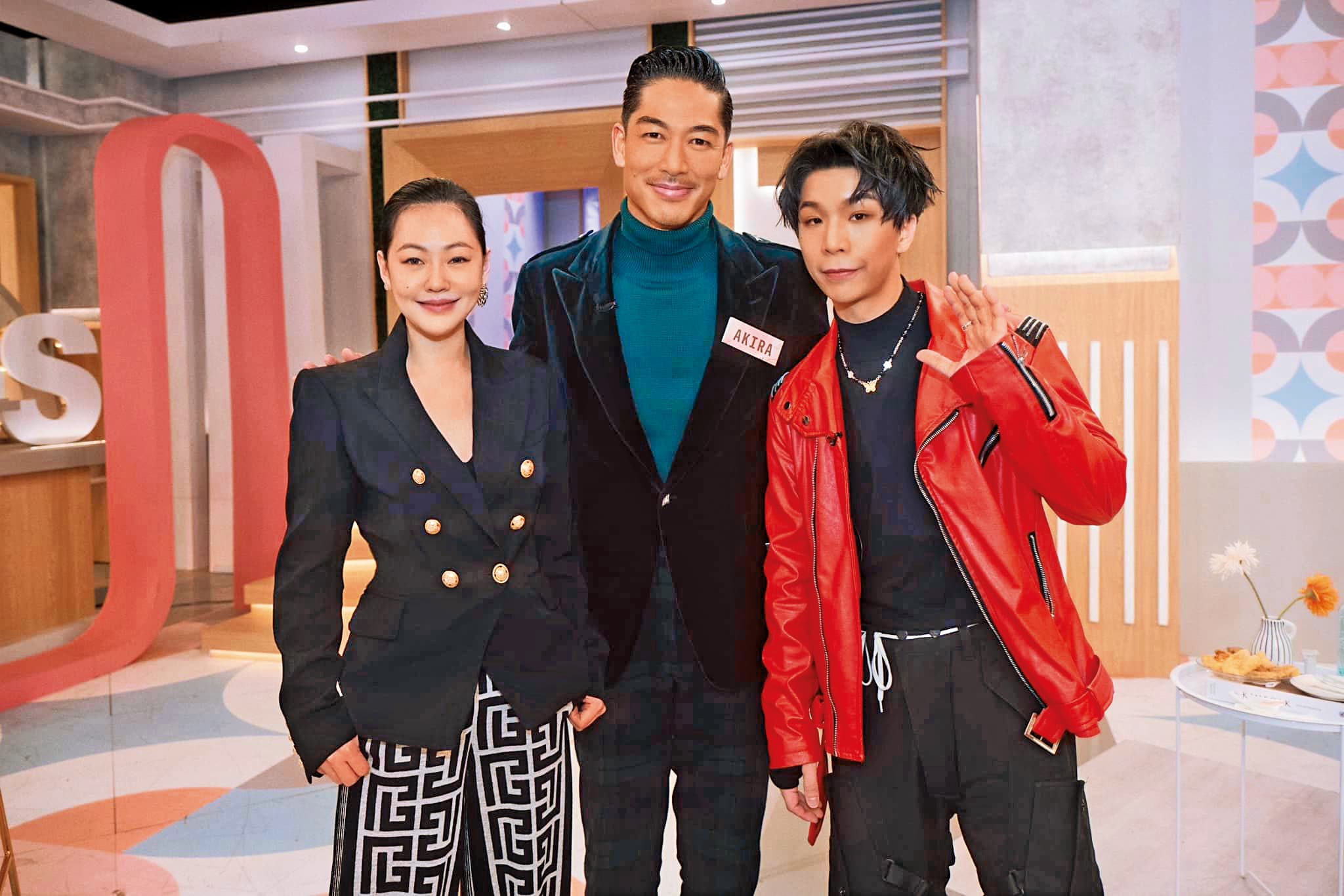 派翠克(右)去年又被找去擔任《熙娣想聊》助理主持,和小S搭檔。中為AKIRA。(翻攝自派翠克臉書)