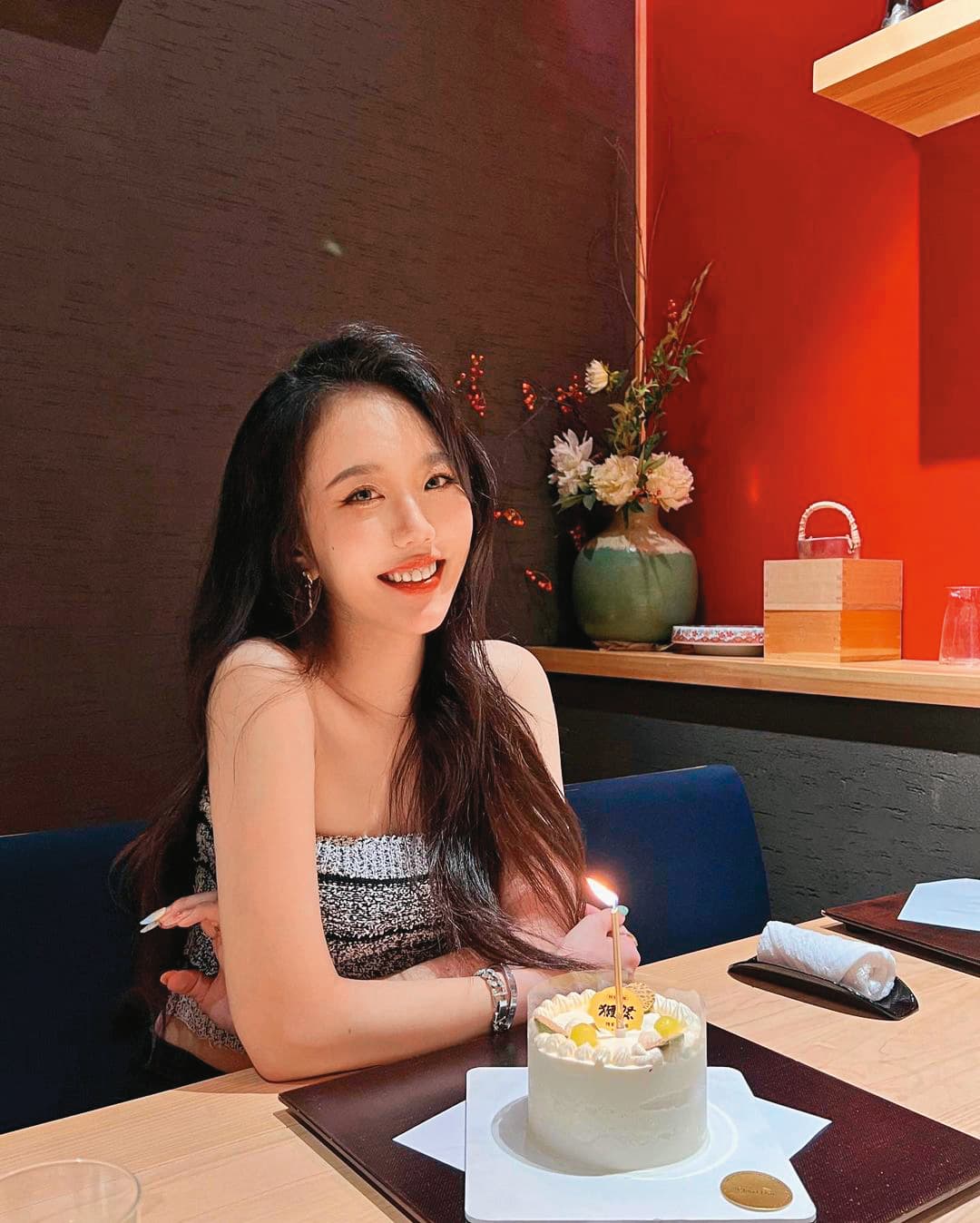 愷愷雖是小豬好友大根的前女友,但當初她力挺的是周揚青。(翻攝自愷愷IG)