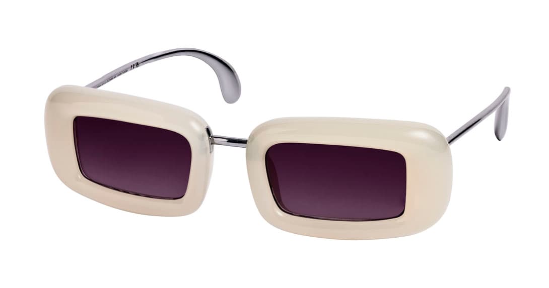 H&M Innovation系列珠光太陽眼鏡,NT$1,999。(H&M提供)