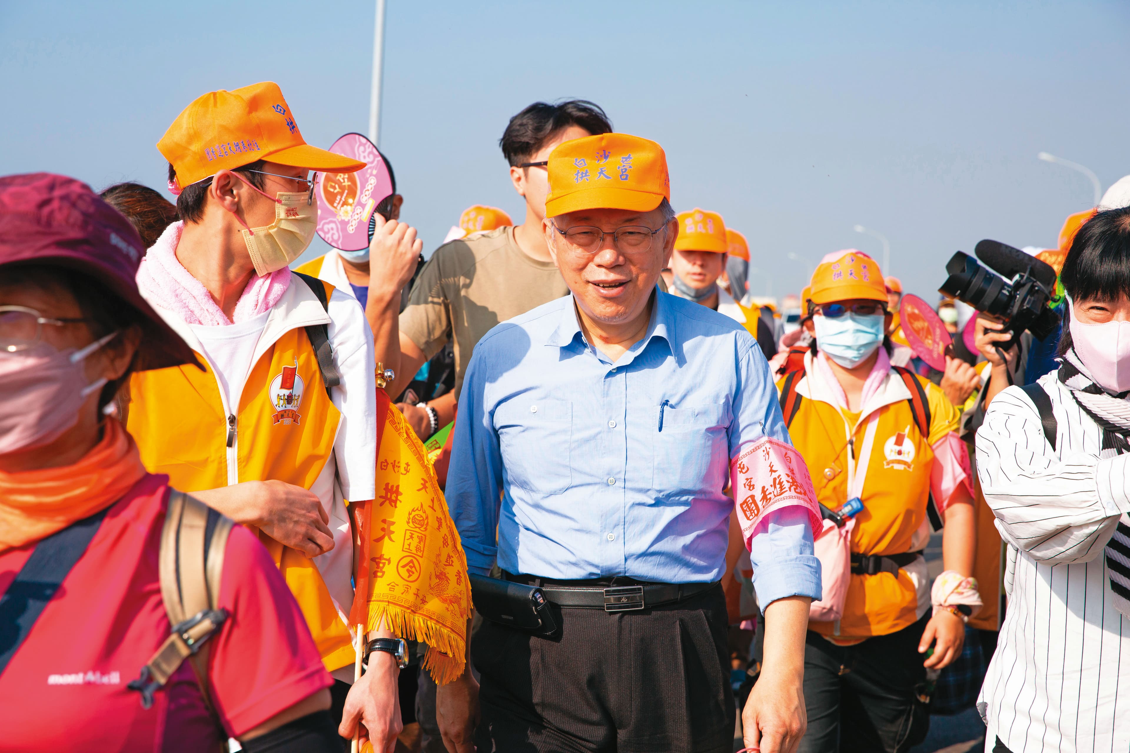 柯文哲首度參與白沙屯媽祖進香期間,郭台銘曾主動找柯想一起在活動上合體,卻大吃閉門羹。(攝影組)