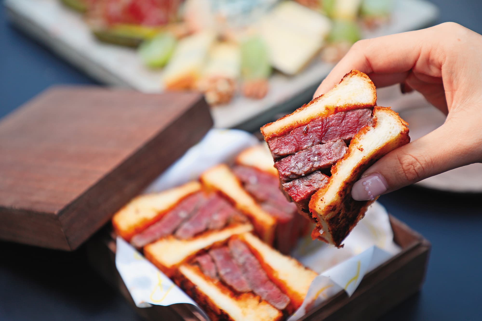 「Wagyu Sando」是PLUME的招牌餐點。 (港幣418元/份,約NT$1,630)
