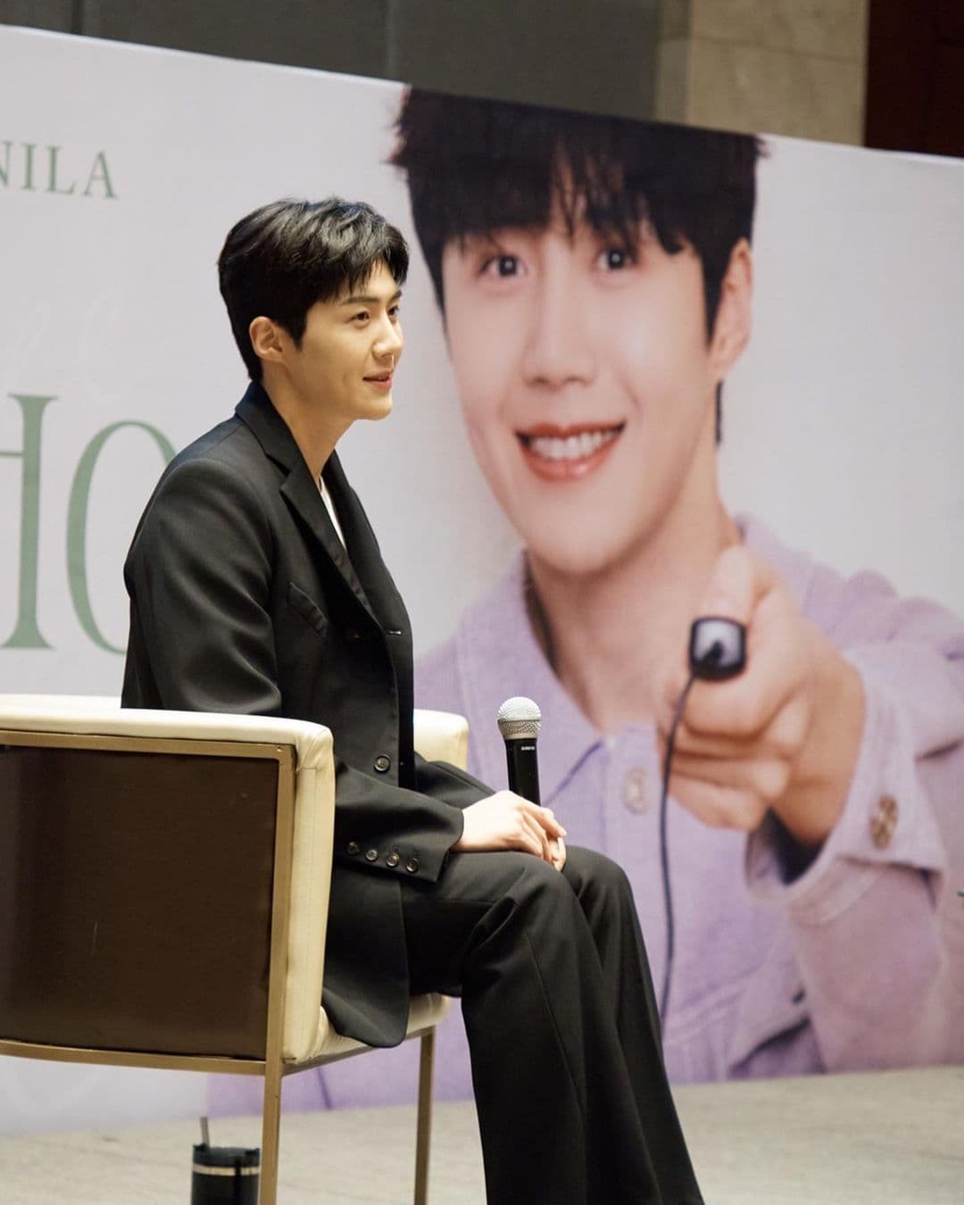 金宣虎在亞洲當空中飛人,開見面會與各地粉絲見面。(翻攝kimseonho_staff.diary IG)