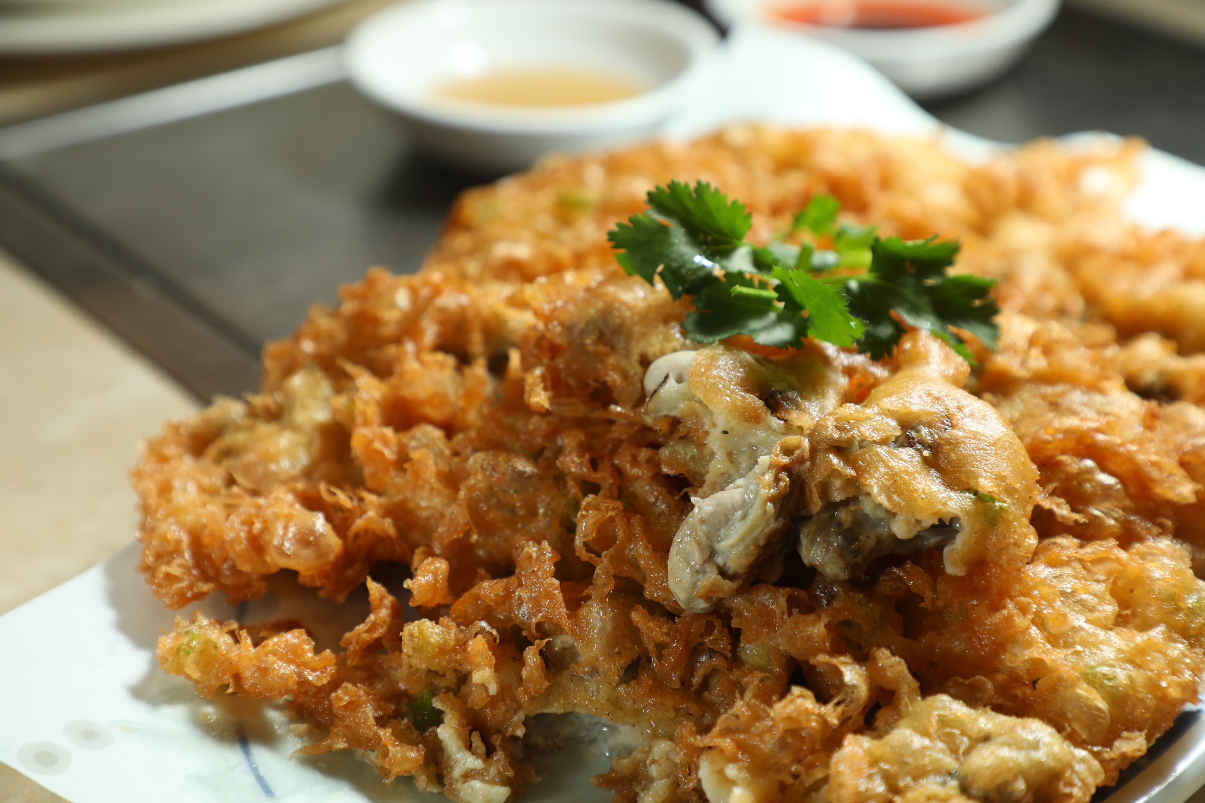 「潮州蠔餅」的薄脆麵衣非常加分。(港幣85元/份)