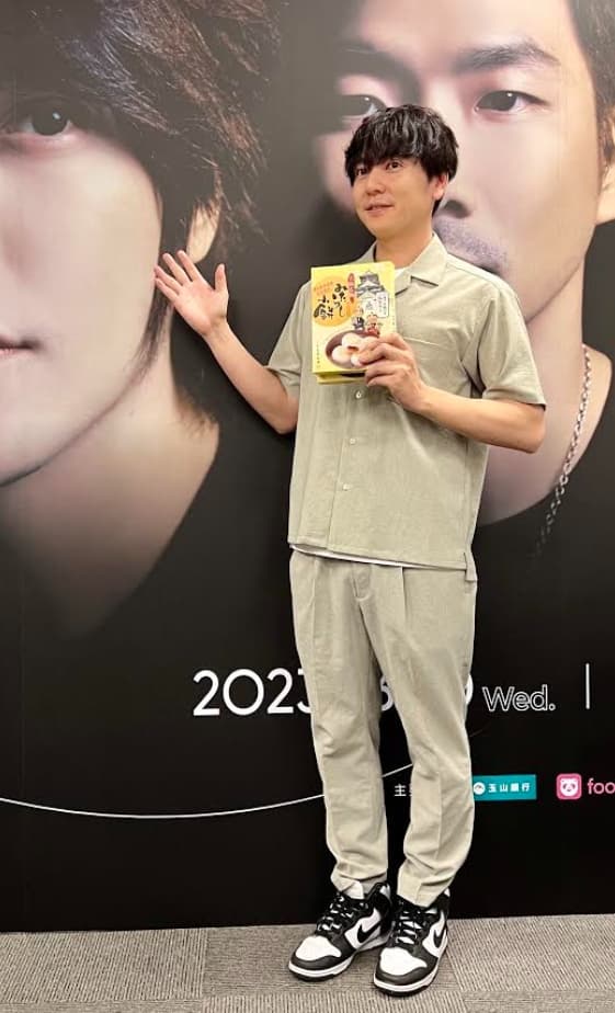 「flumpool 凡人譜」主唱隆太大讚台灣美食:白糖粿QQ軟軟的很好吃。