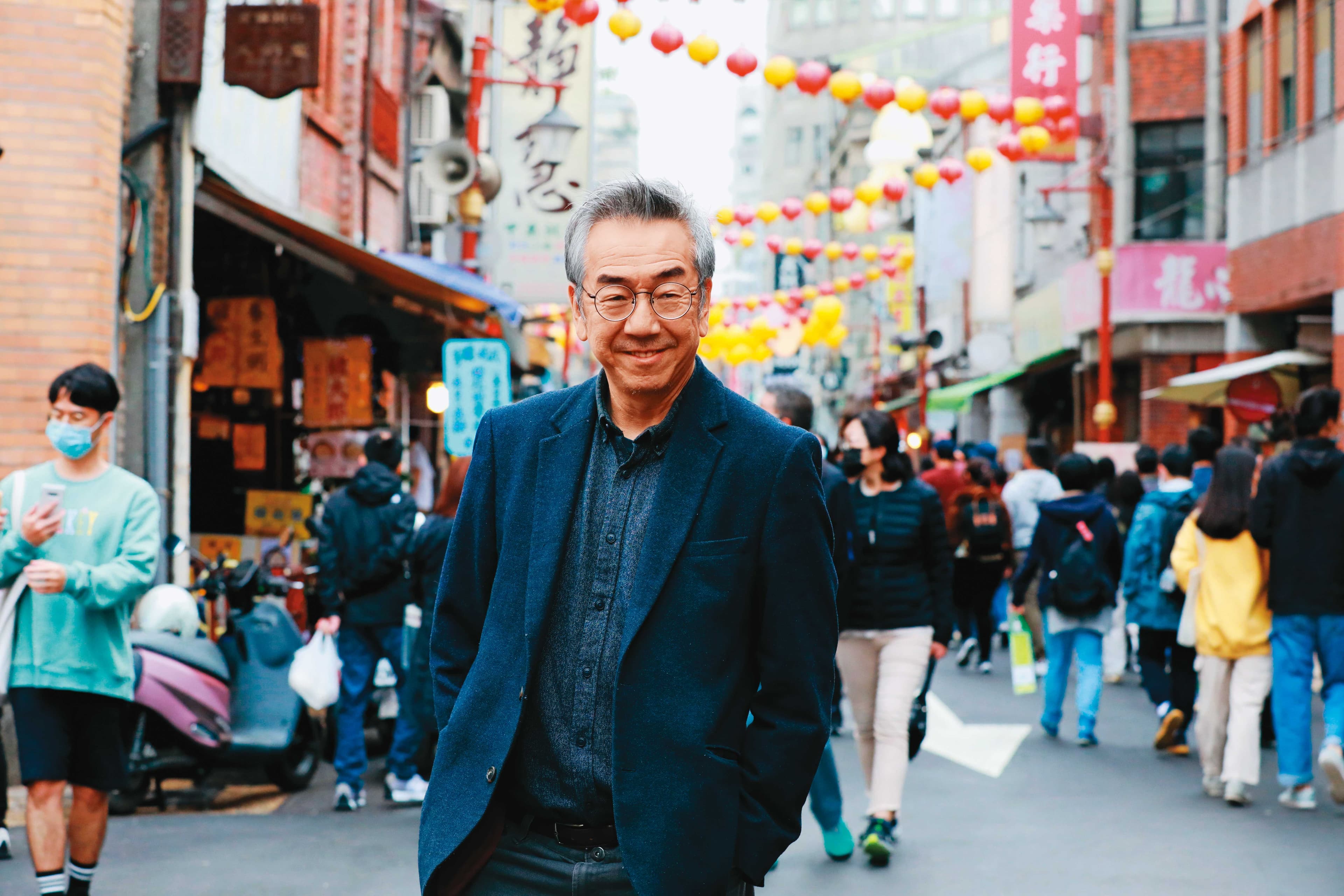 陶傑對台灣歷史也瞭如指掌,走在大稻埕街頭隨口都能講出一段過往風華。