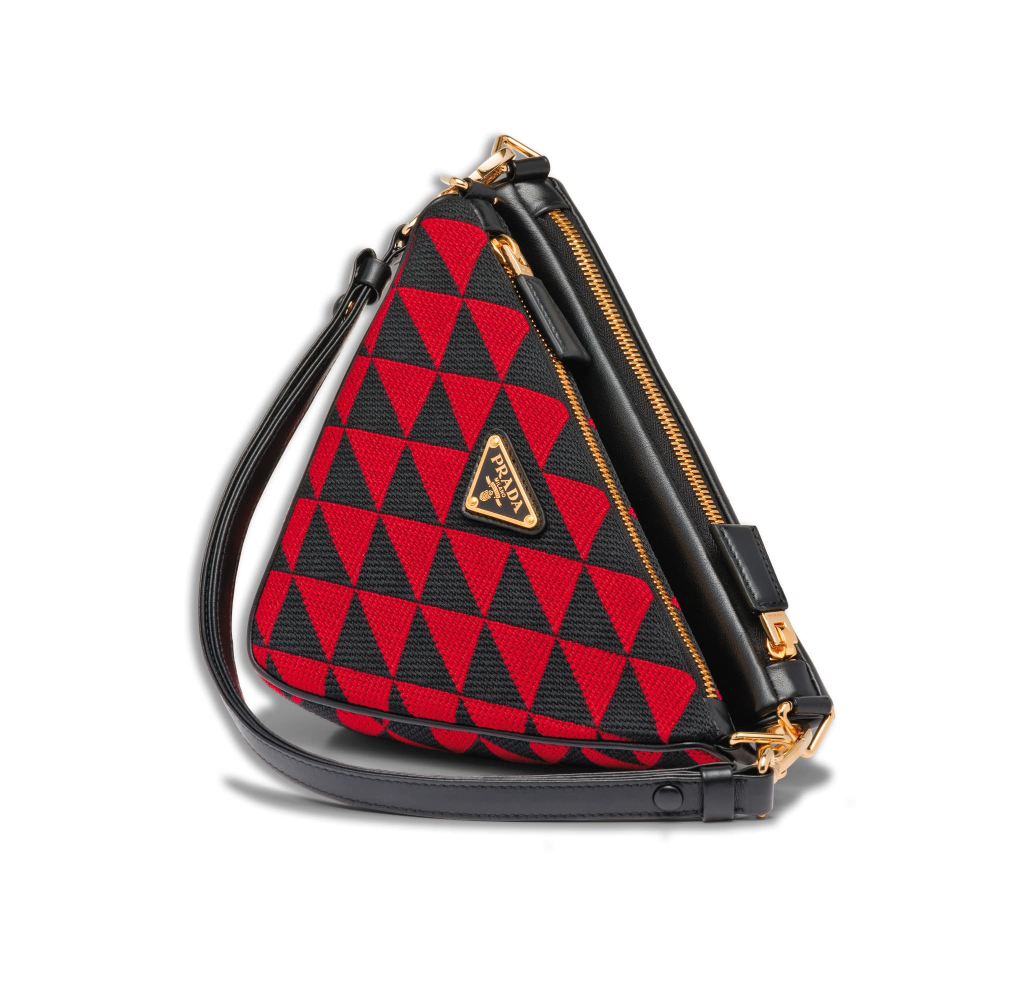 Triangle Symbole包款。NT$98,000(PRADA提供)