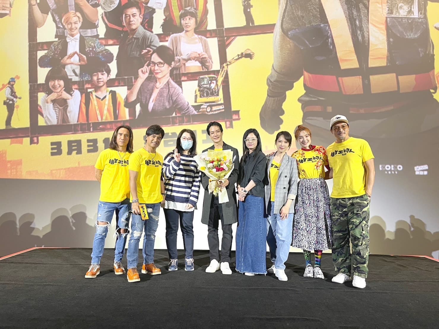《做工的人 電影版》上映2天票房突破千萬元,網友表示該片是給勞動階級孩子的情書。 (大慕影藝、華映娛樂提供)