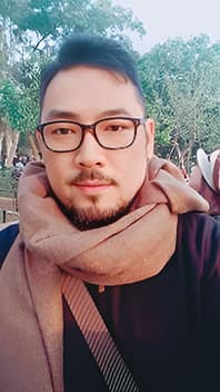 陳振豪(圖)被多名課輔班女老師指控劈腿、性騷擾。(翻攝積穗國小官網)
