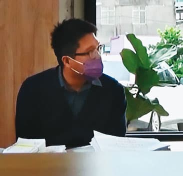 芫吉公司負責人林韋吉惡意傾倒工業廢液謀取暴利,涉嫌違反《廢棄物清理法》遭收押。