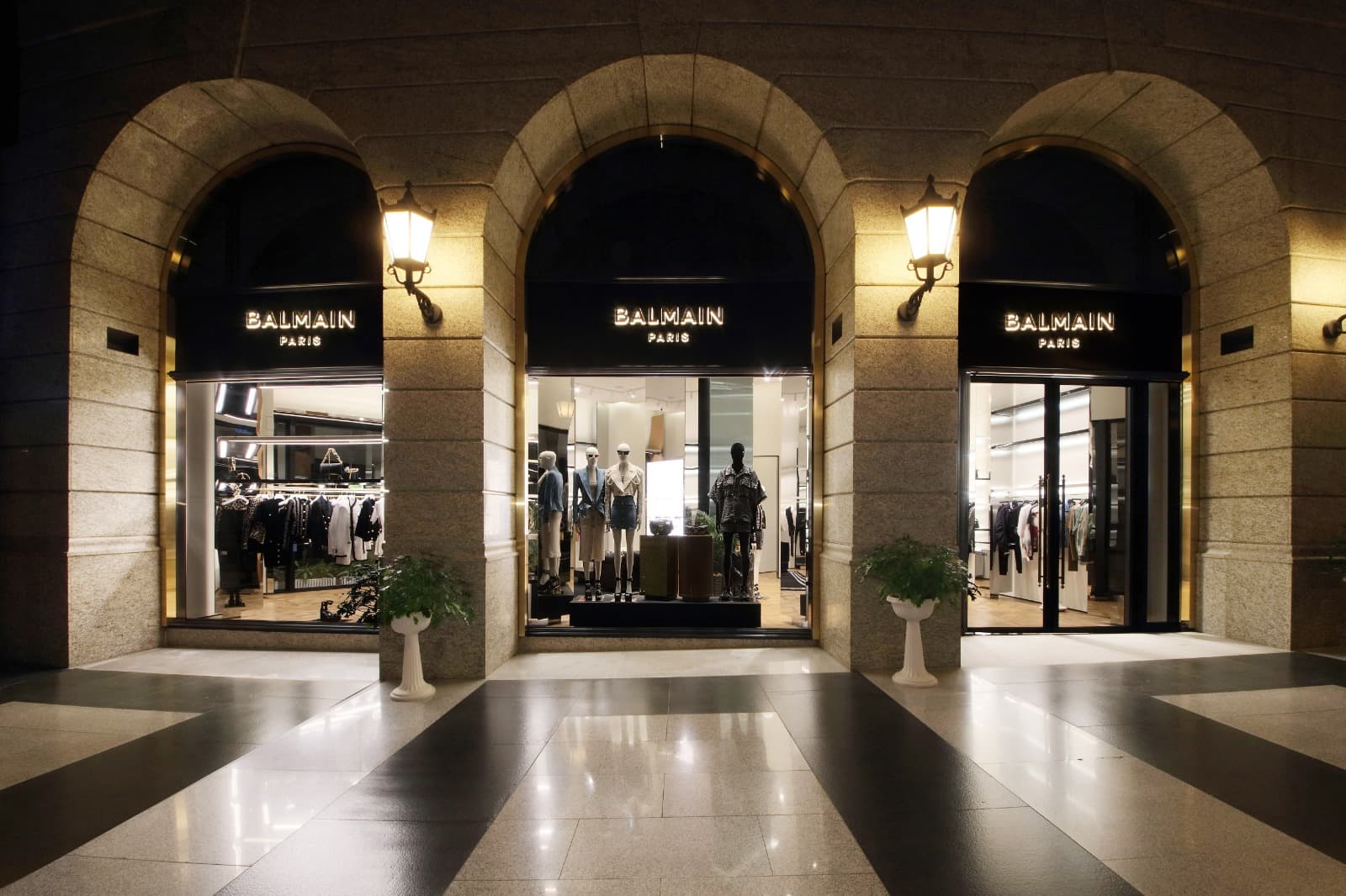 BALMAIN全台首間專門店開設在BELLAVITA,占地23坪。(美之心提供)