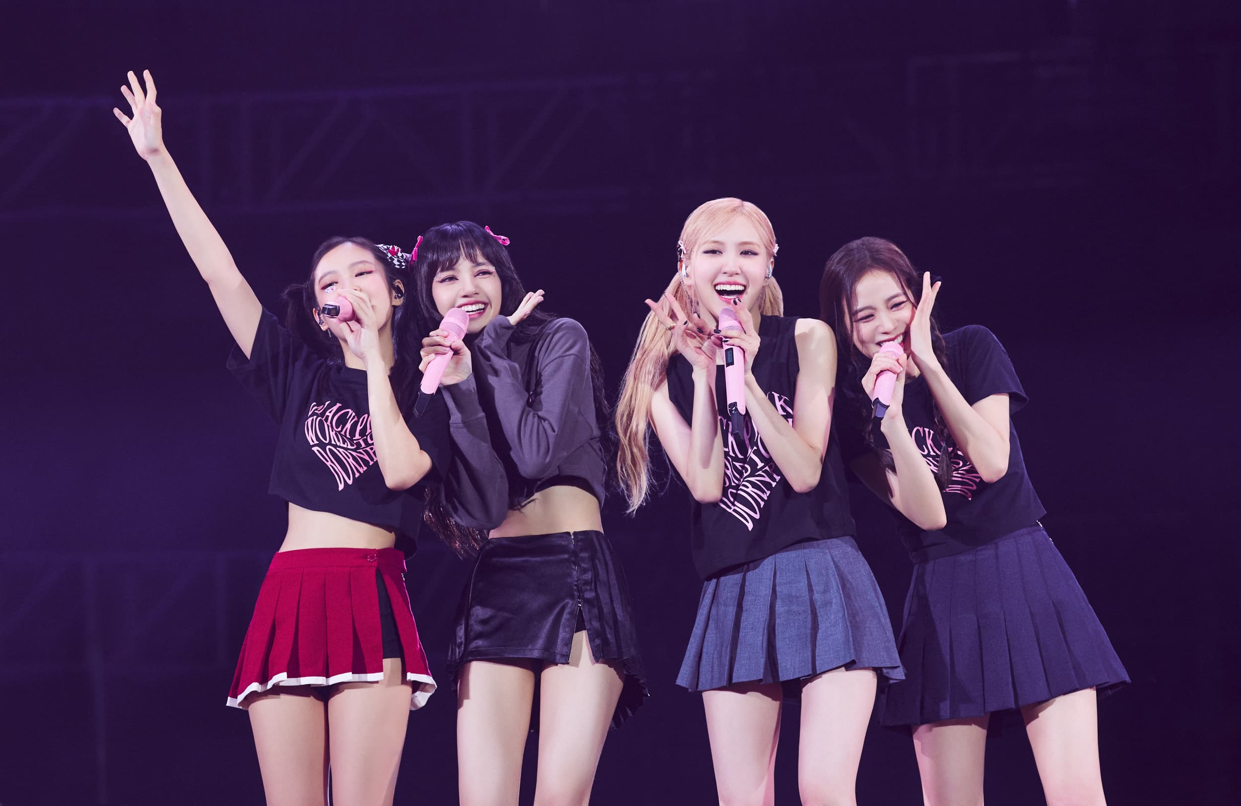 「BLACKPINK」Jennie(左起)、Lisa、Rosé、Jisoo上月中在台灣高雄舉辦演唱會。(YG Entertainment提供)