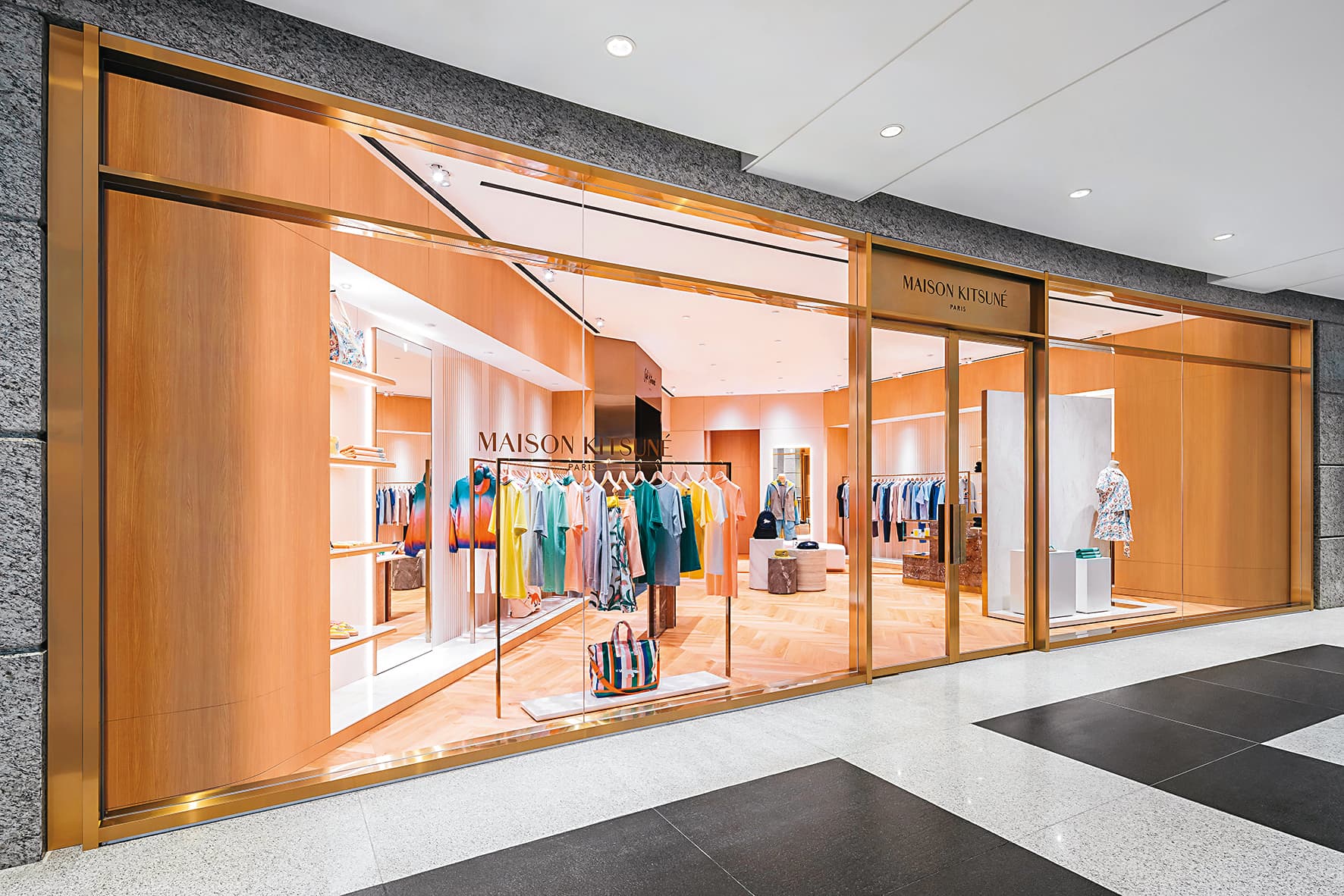 「Maison Kitsuné Combo Store 台北專賣店」於台北信義區BELLAVITA正式開幕。(Maison Kitsuné提供)