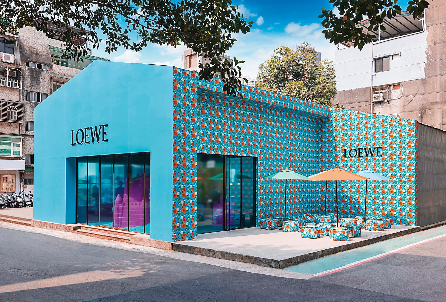 LOEWE Paula's Ibiza期間限定店。(LOEWE提供)
