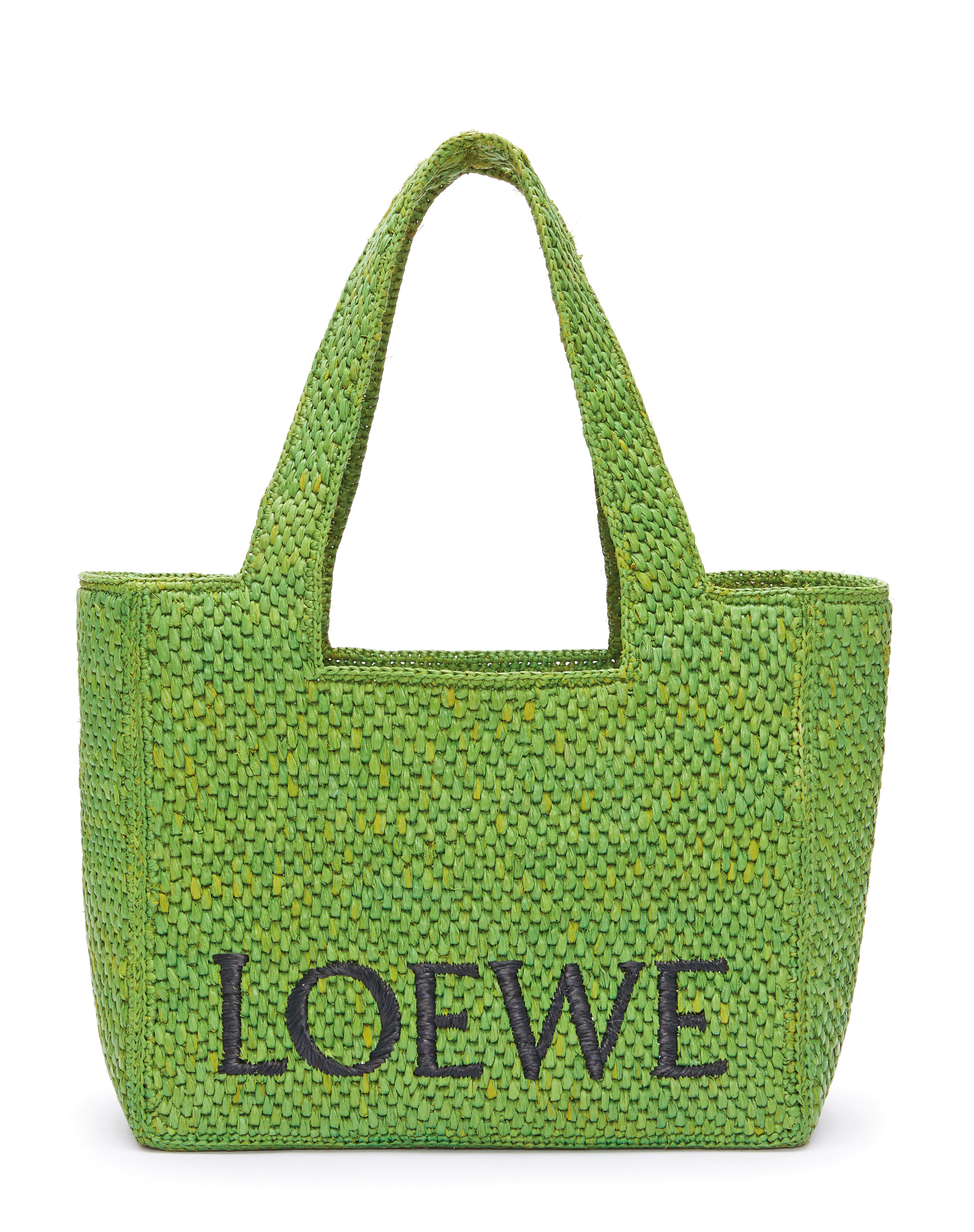 Font草地綠酒椰葉編織托特包 NT$51,000(LOEWE提供)