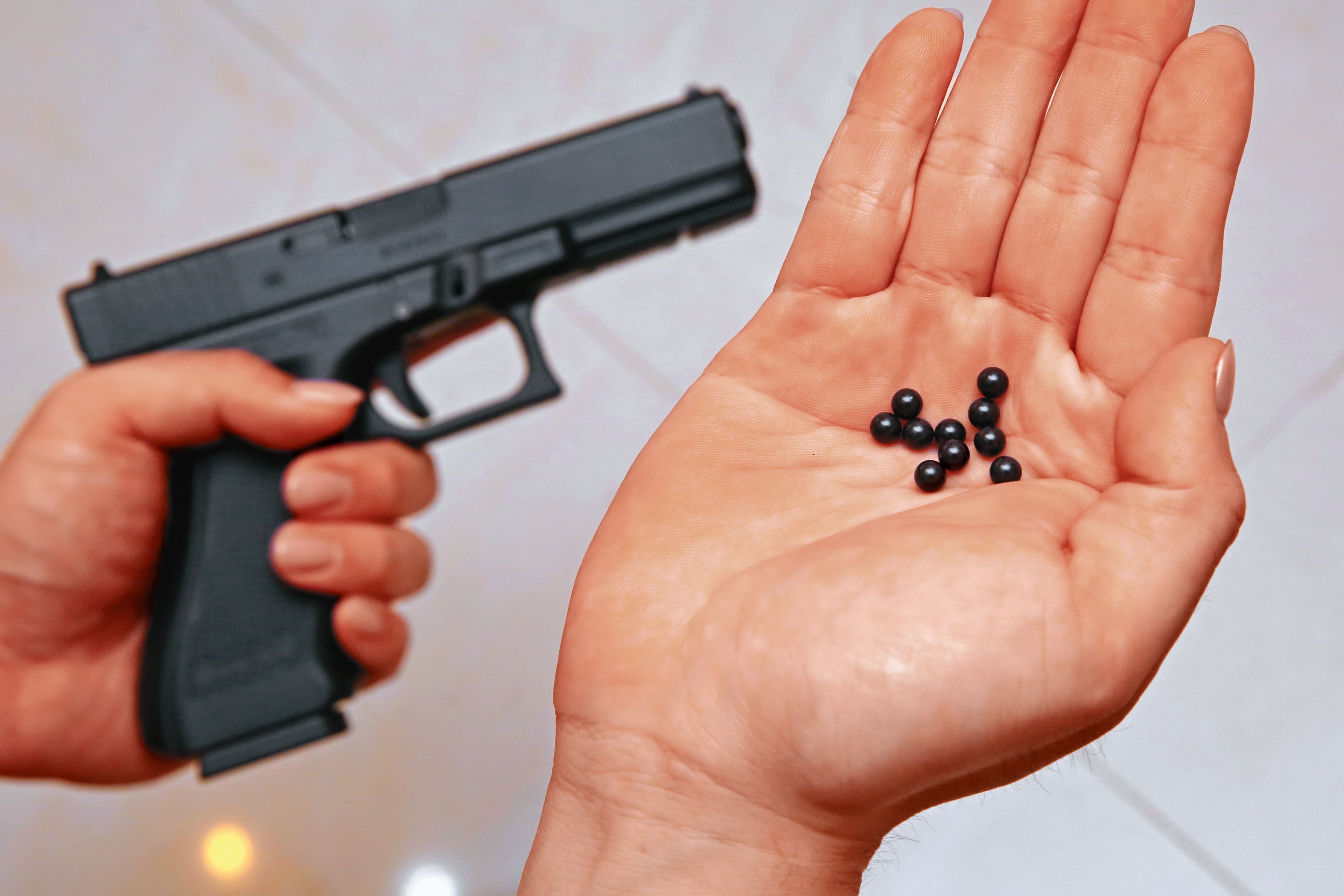 林姓毒蟲常用BB槍射男童下體,十分惡劣。(示意圖)