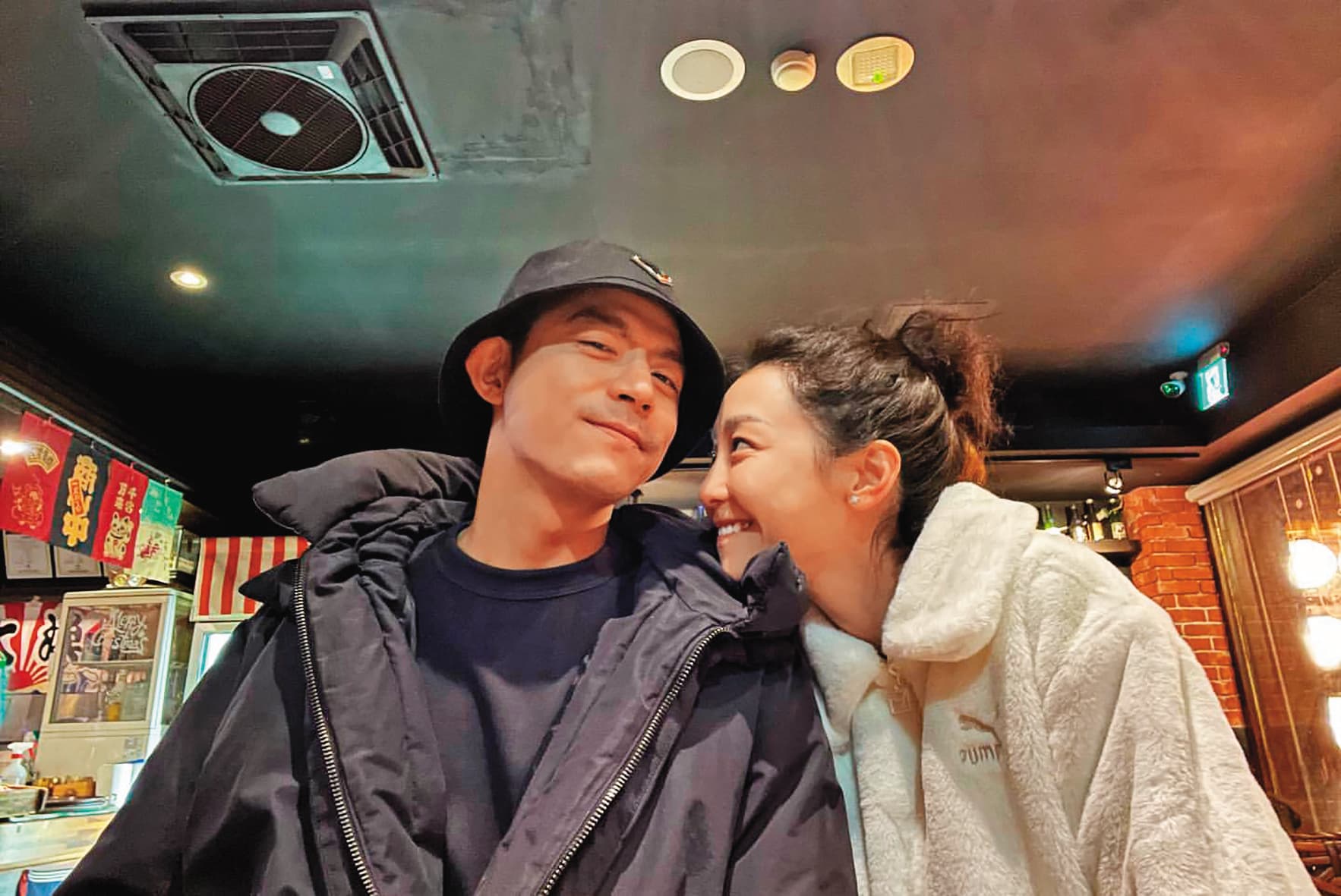 和謝欣穎(右)的戀情穩定,王柏傑(左)享受人生簡單的幸福。(翻攝自謝欣穎IG)