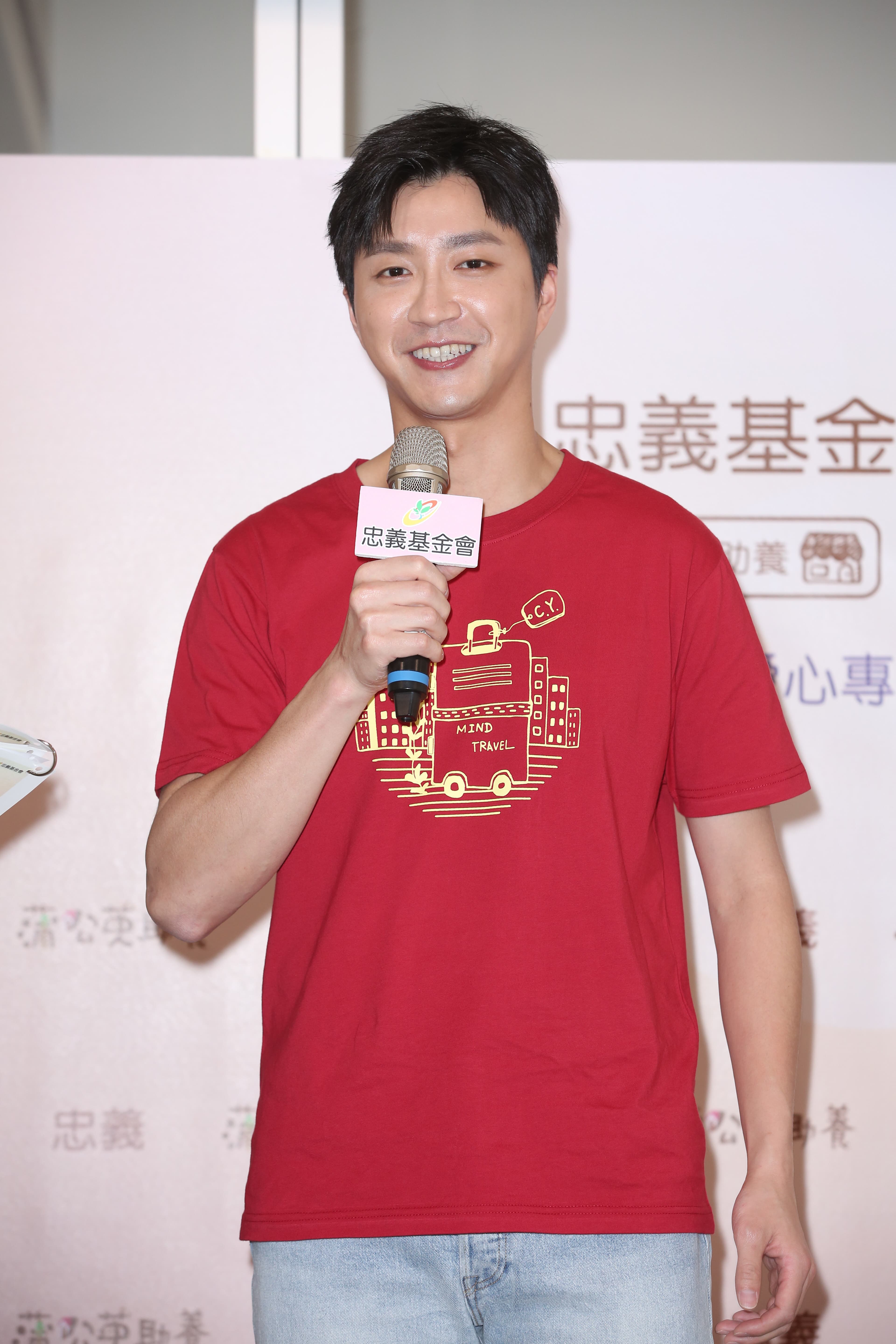 江宏傑分享自己與女兒相處的過程。