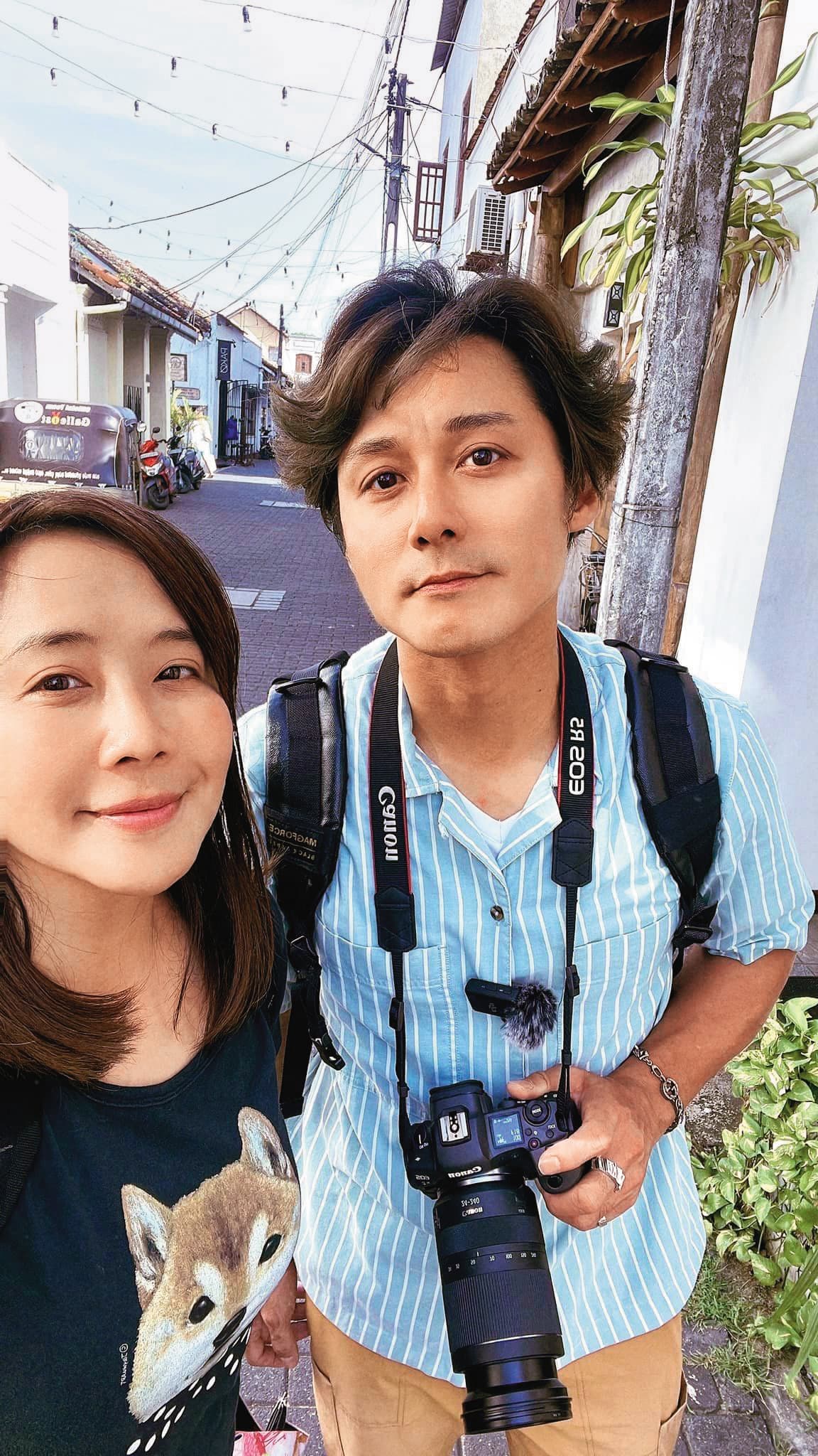婚後雖經歷風雨，秦綾謙（左）、廖科溢（右）仍十分幸福，還相偕去斯里蘭卡旅遊。