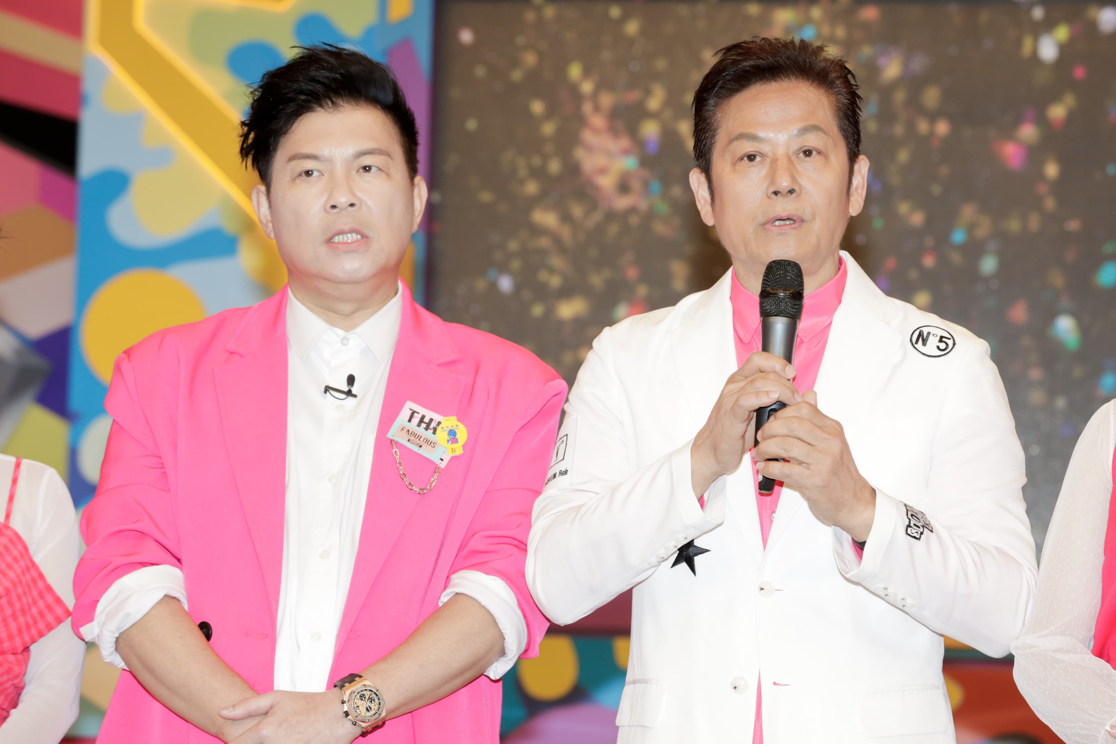 曾國城(左)、徐乃麟(右)錄影前接受媒體訪問。