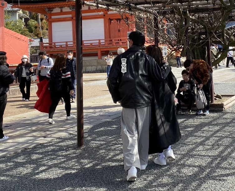 王淨、曹佑寧被直擊同遊京都清水寺,對於兩人一起合作,她答:「可以找我演他妹呀或他鄰居呀」。(攝影組)
