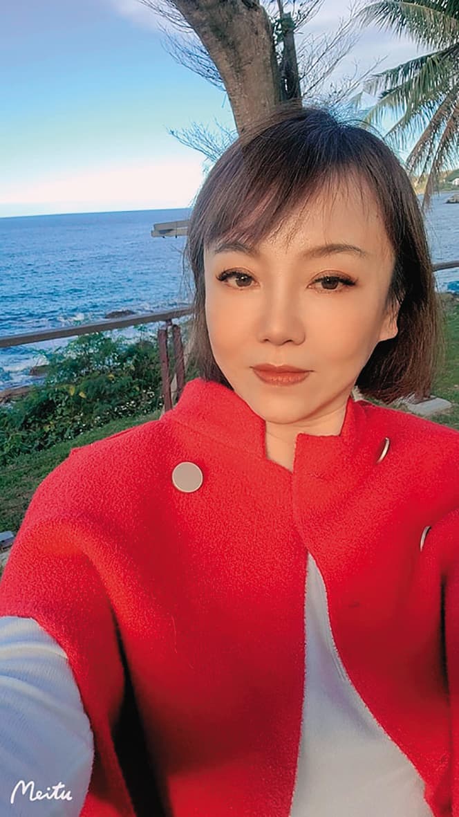 佩真借錢給澎恰恰,想討債結果還被提告。