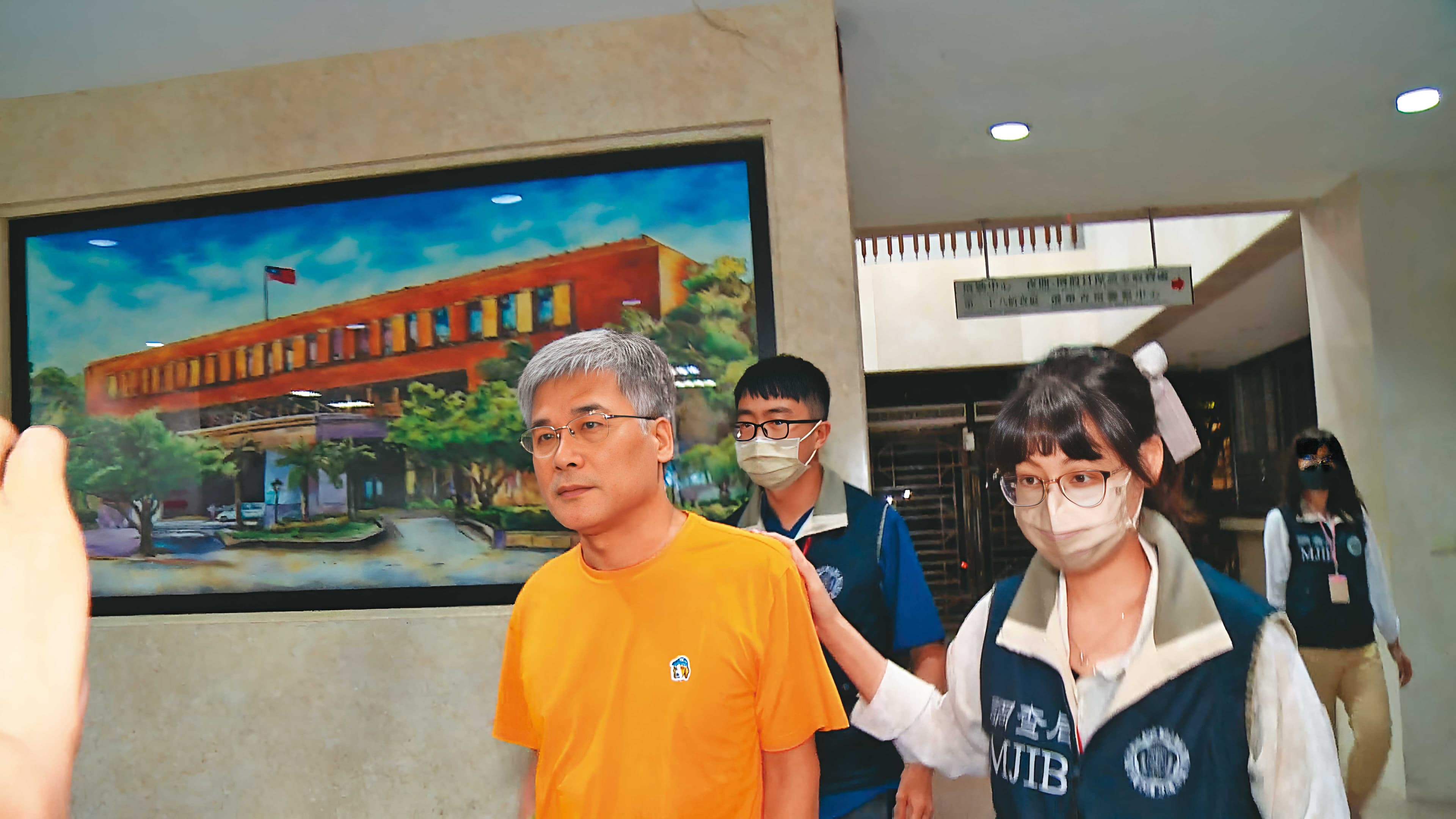 泰坤建設負責人楊岳修涉吸金及詐貸百億元,遭列被告後以1,000萬元交保。(翻攝《鏡新聞》)