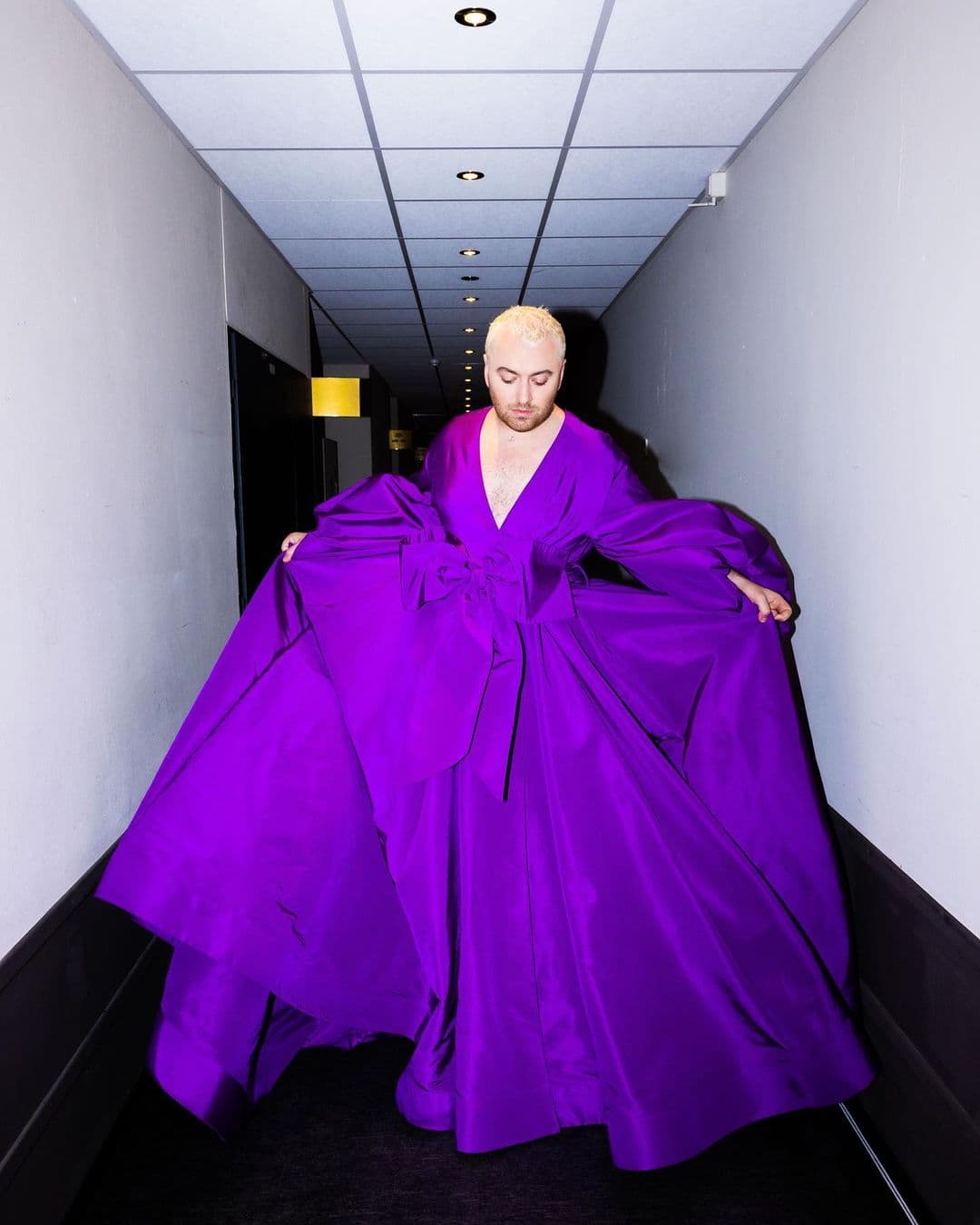 山姆．史密斯（Sam Smith）在2014年公開出櫃，「這件事本身就『不是什麼問題』」，由內而外擁抱真實的自己。（翻攝Sam Smith IG）