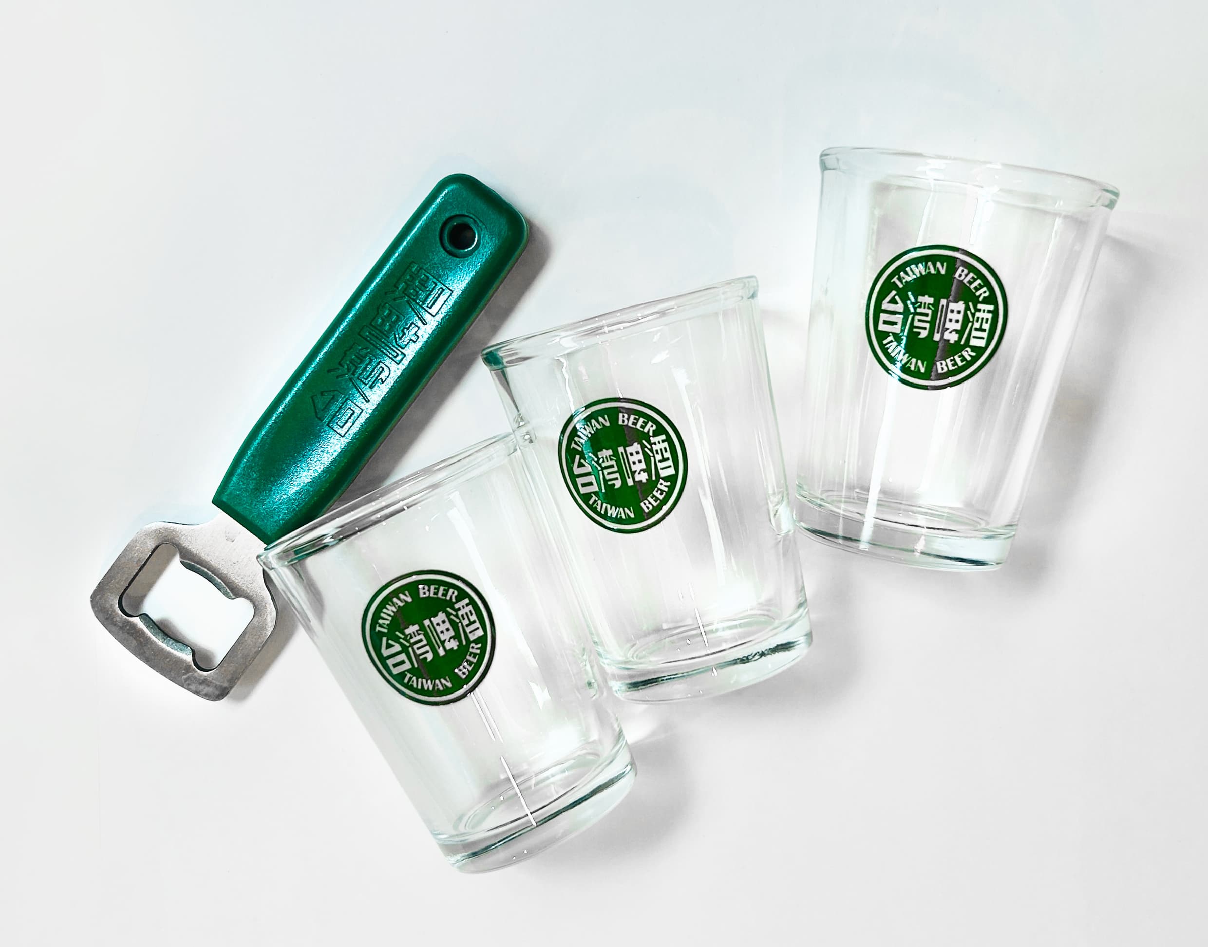 容易143毫升的啤酒杯,象徵台灣人好客愛分享的純樸民風。(文化總會提供)
